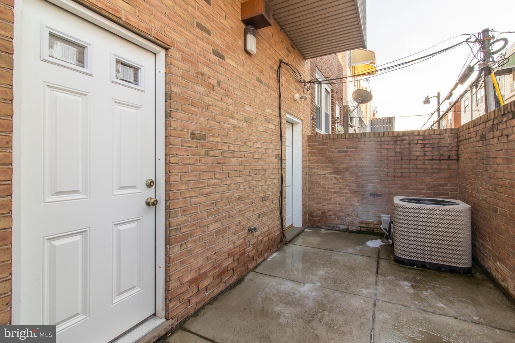 GIRARD ESTATES - Residential Income