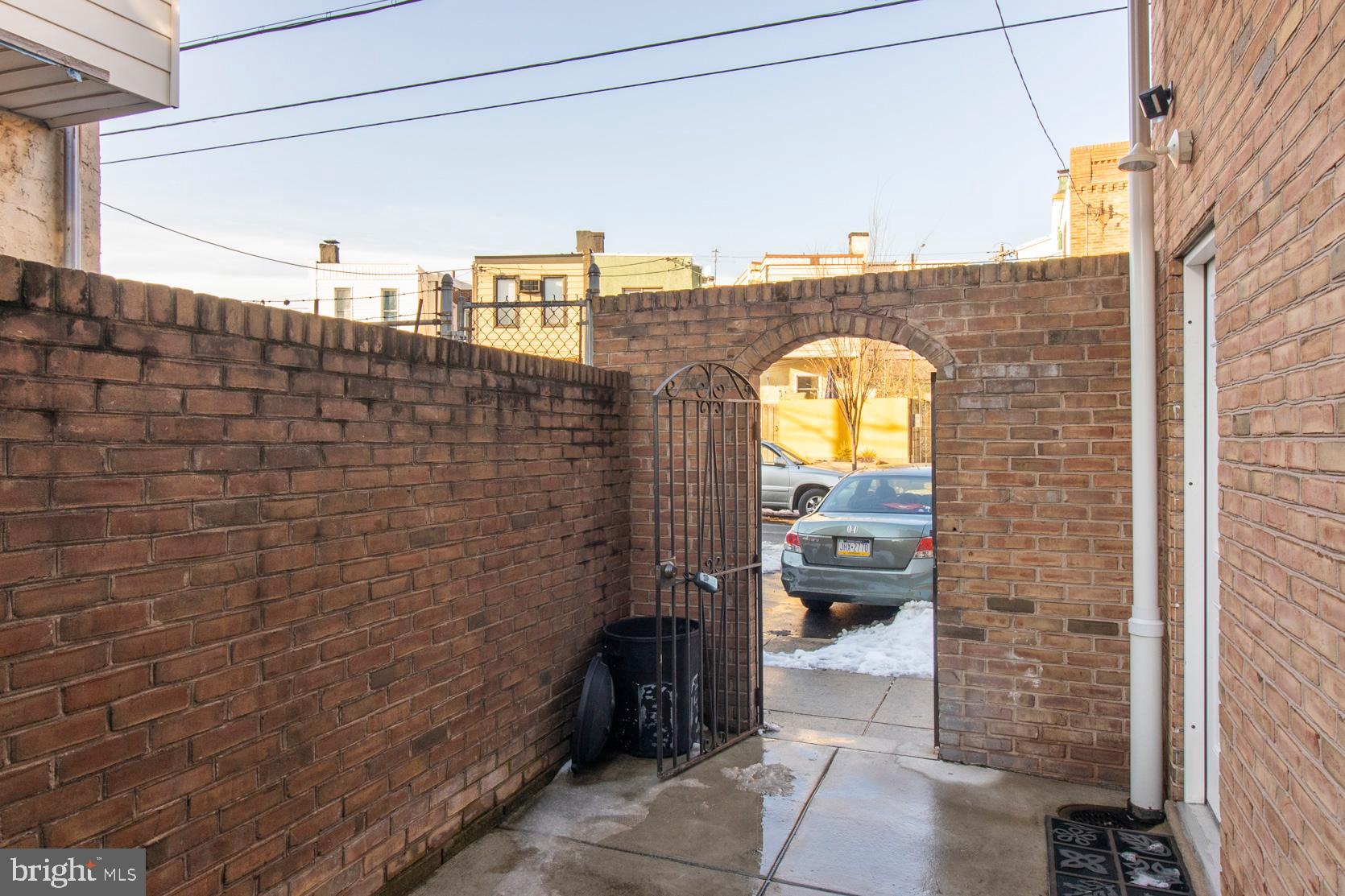 GIRARD ESTATES - Residential Income