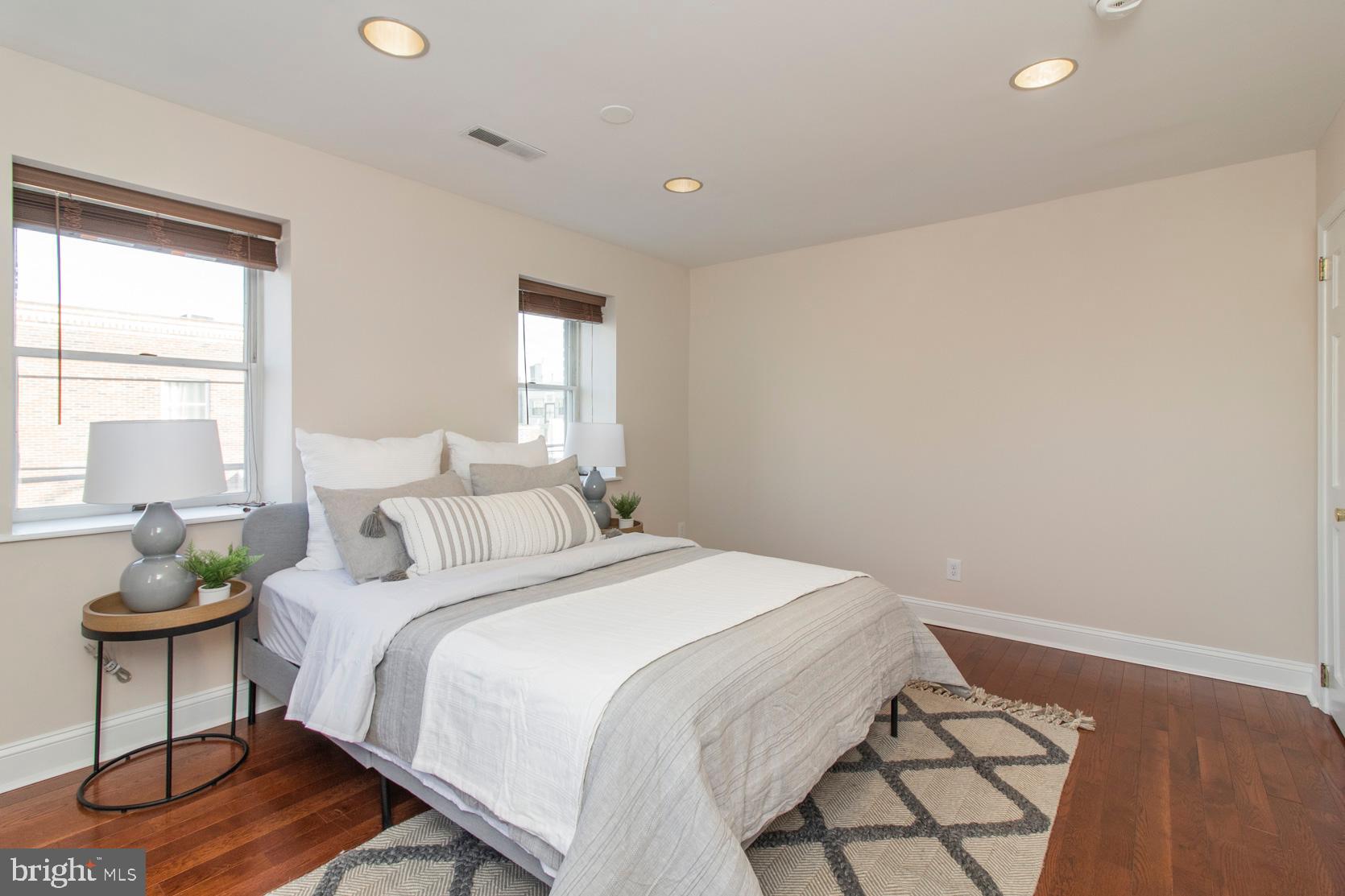 GIRARD ESTATES - Residential Income