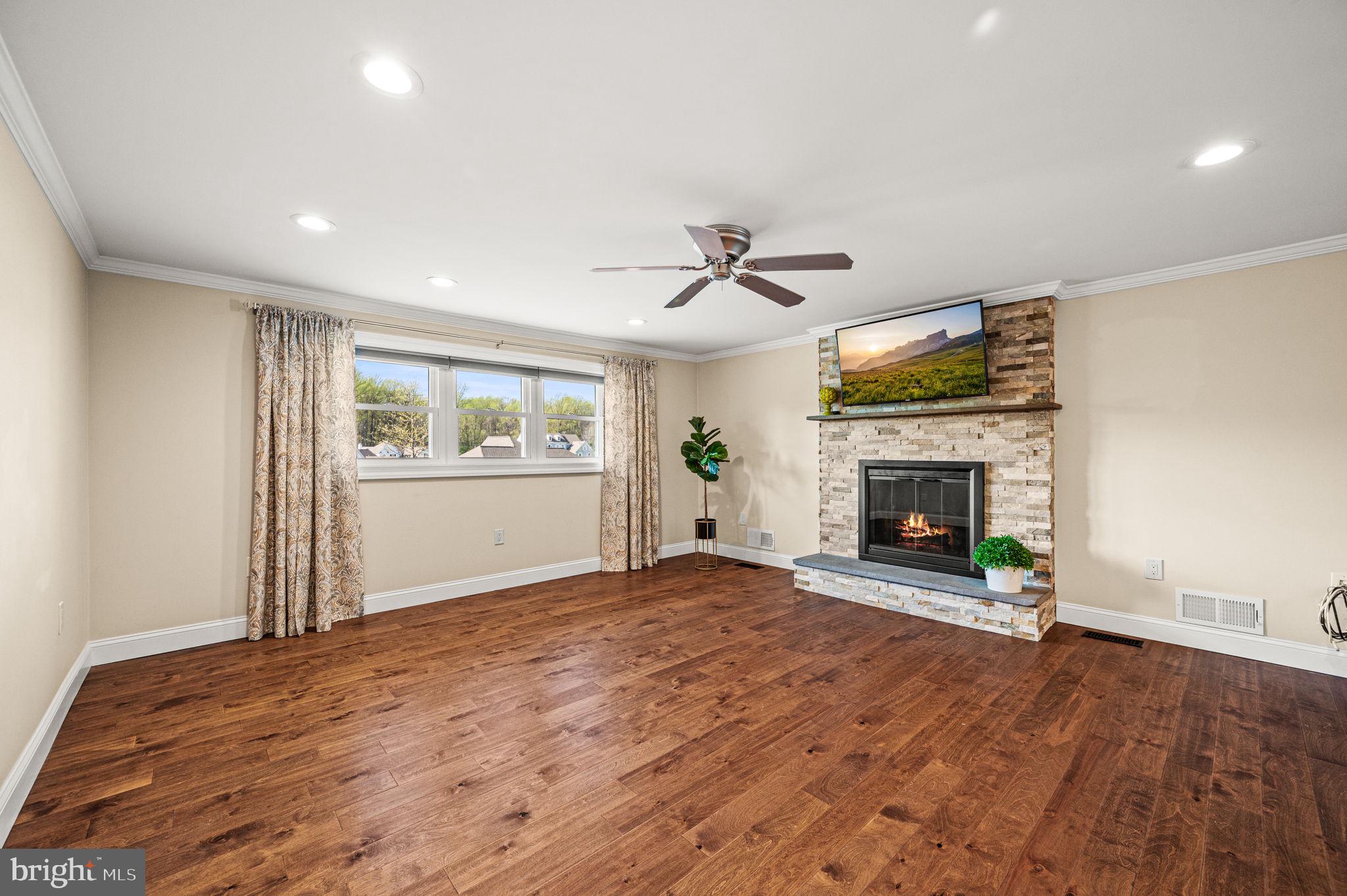 SYCAMORE SPRINGS - Residential