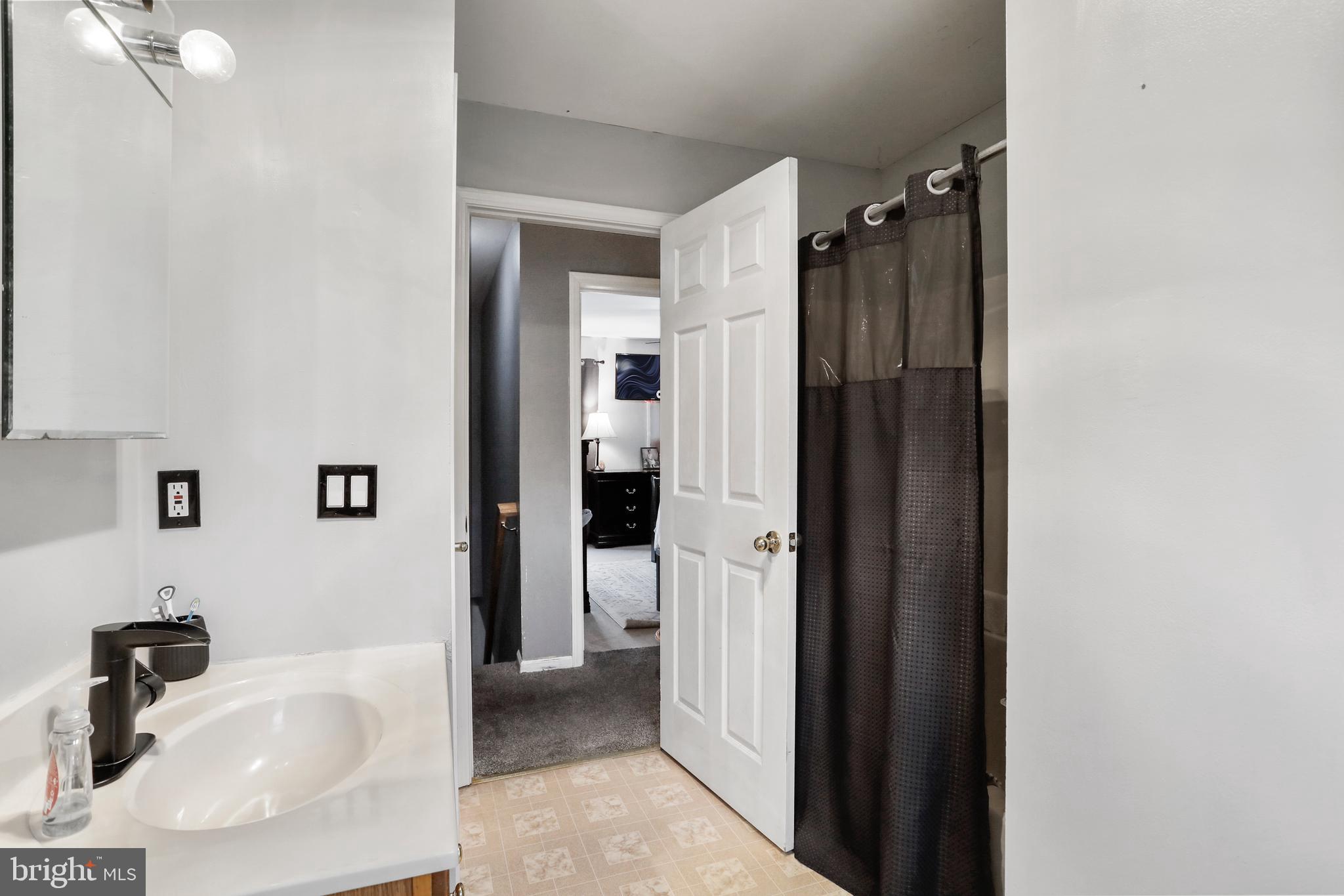 SHEFFIELD MANOR - Residential