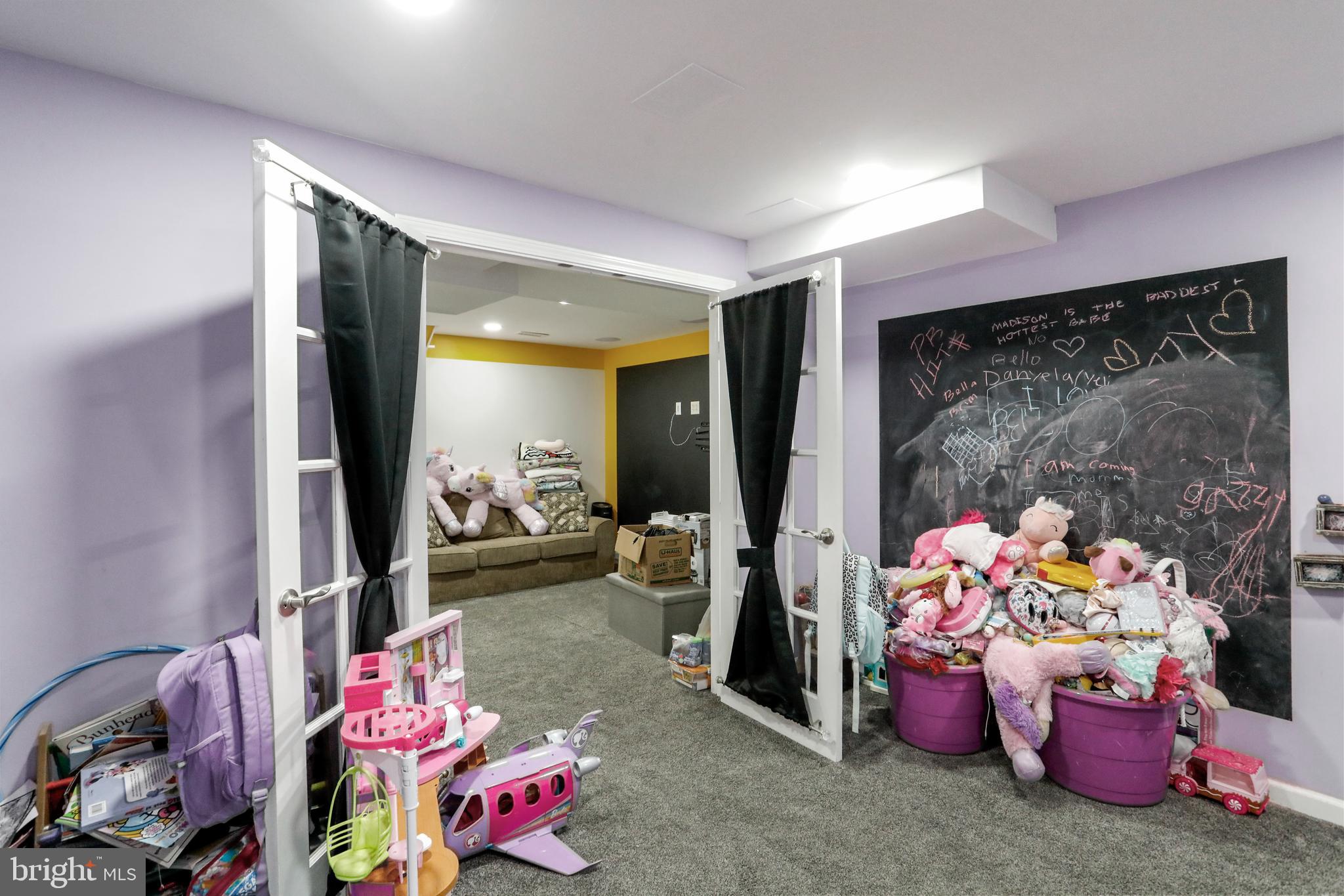 SHEFFIELD MANOR - Residential