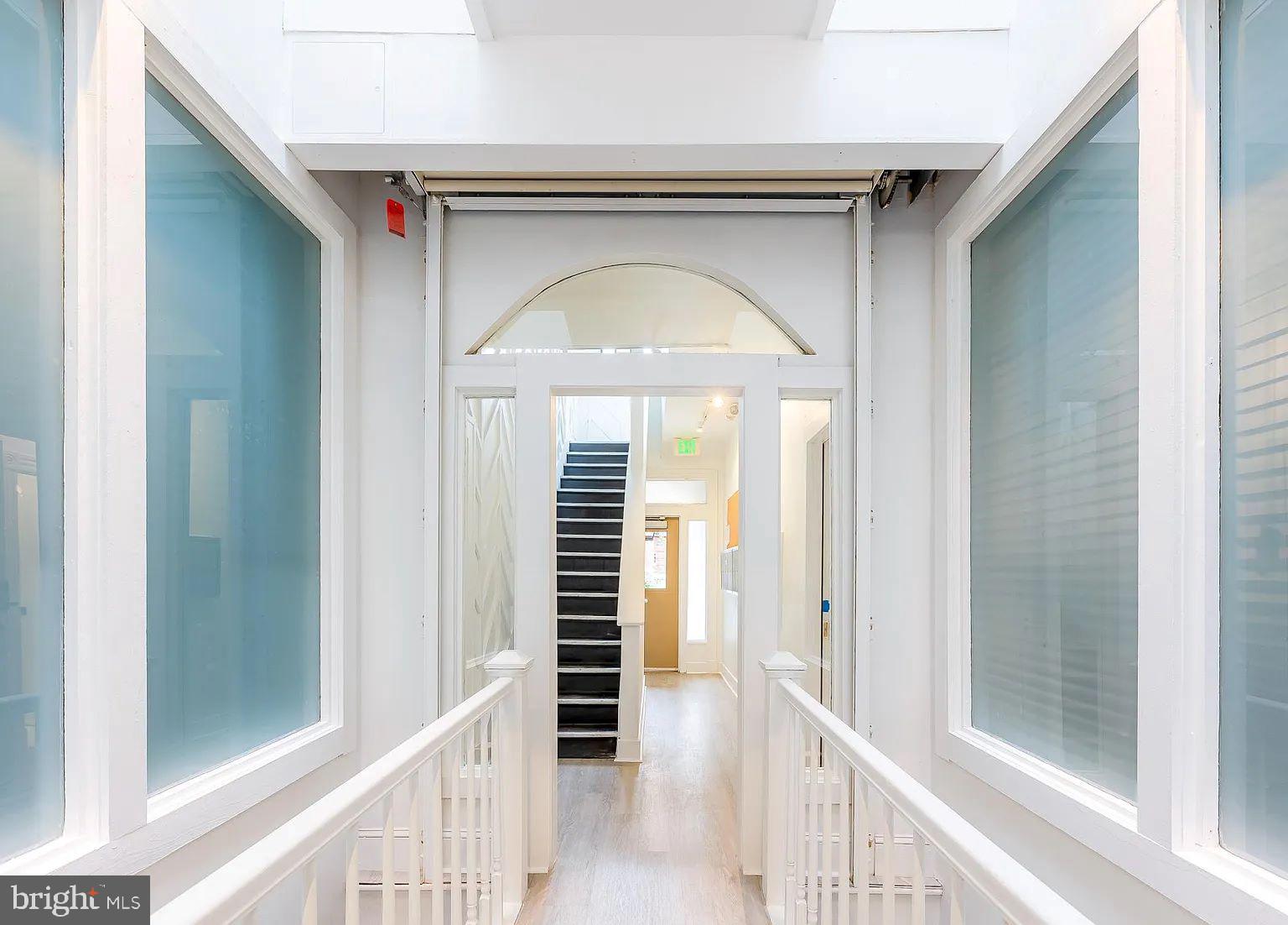 MOUNT VERNON PLACE HISTORIC DISTRICT - Residential Lease