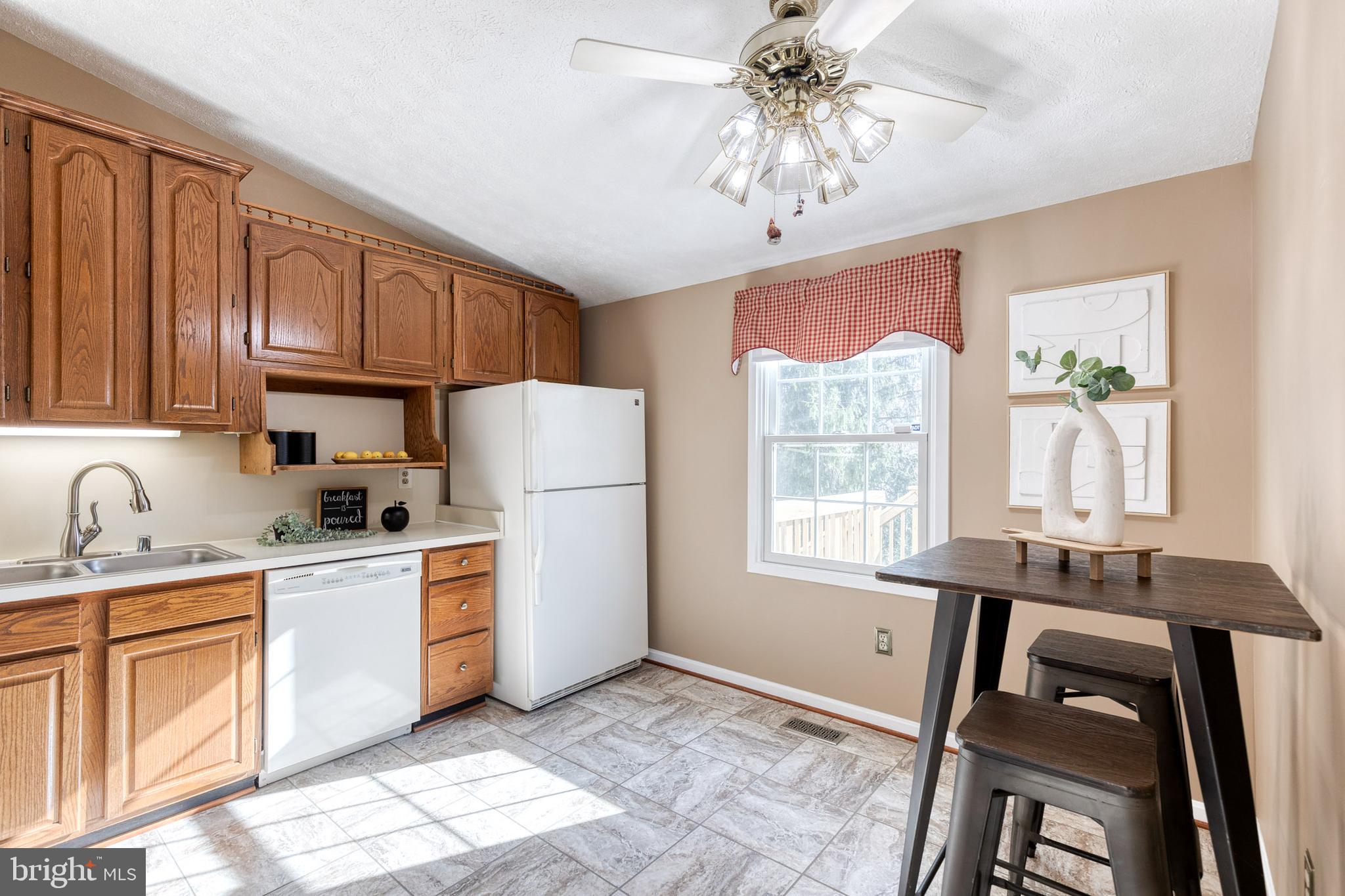 KINGS CONTRIVANCE - Residential