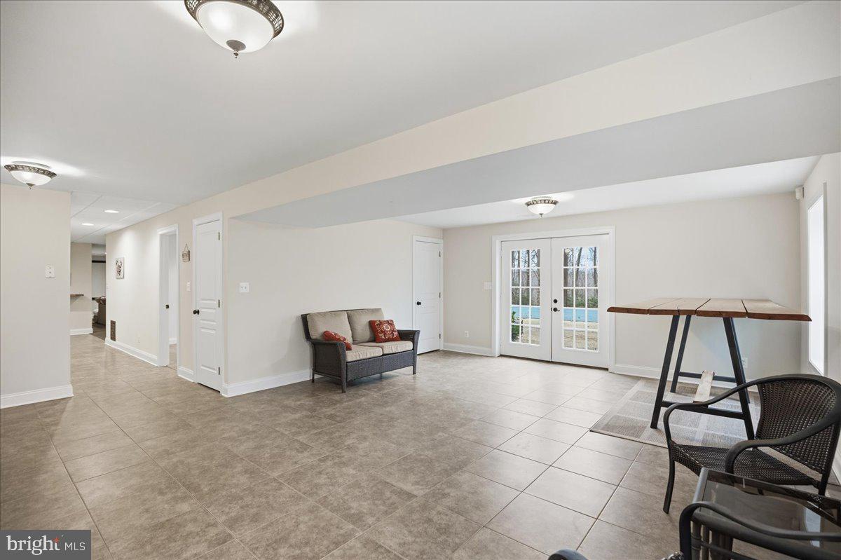 ST LEONARD SHORES - Residential