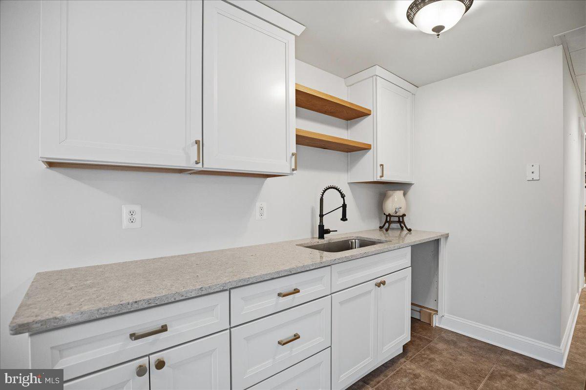 ST LEONARD SHORES - Residential