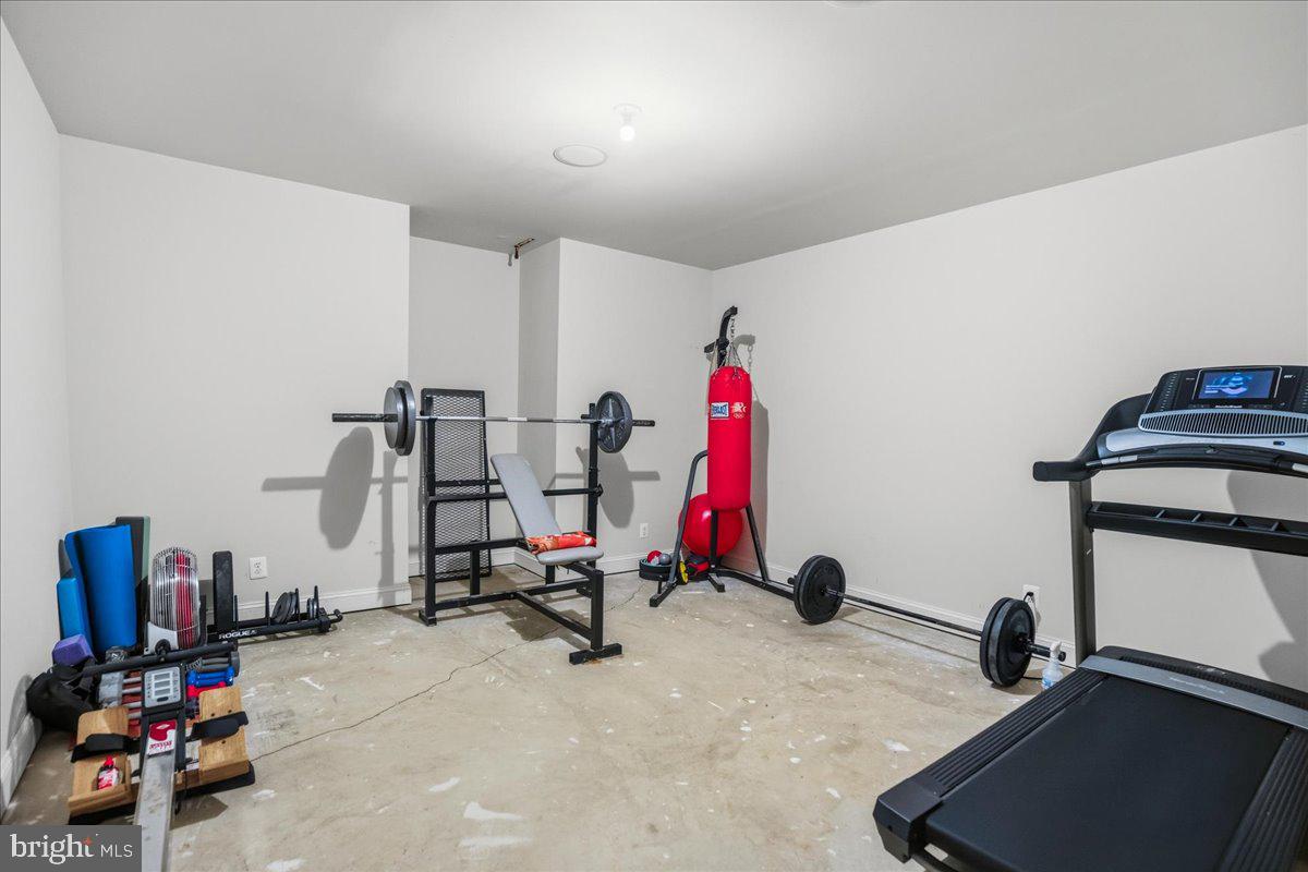 ST LEONARD SHORES - Residential