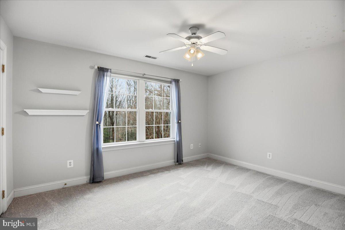 ST LEONARD SHORES - Residential