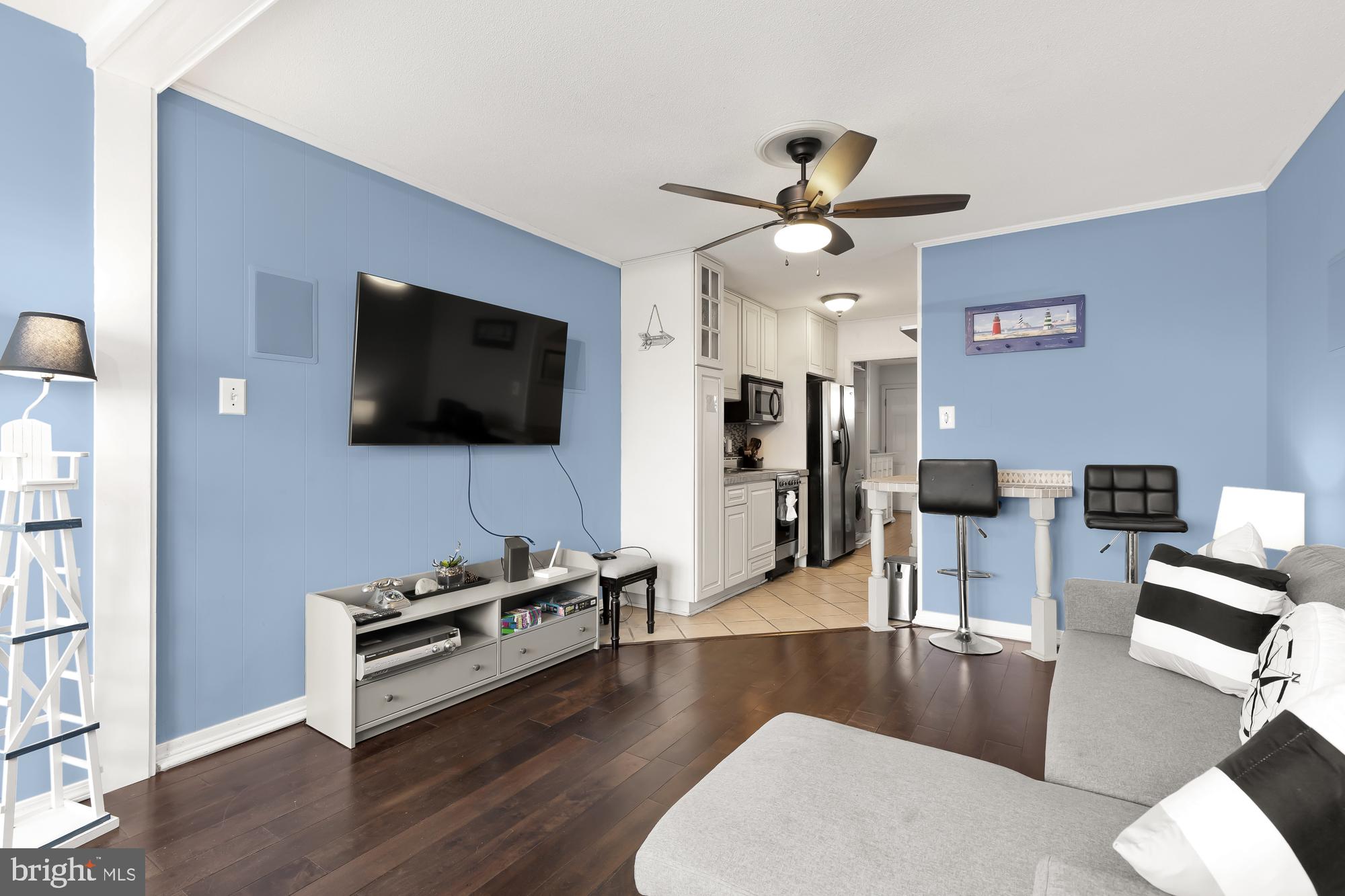 BAY SHORES - Residential