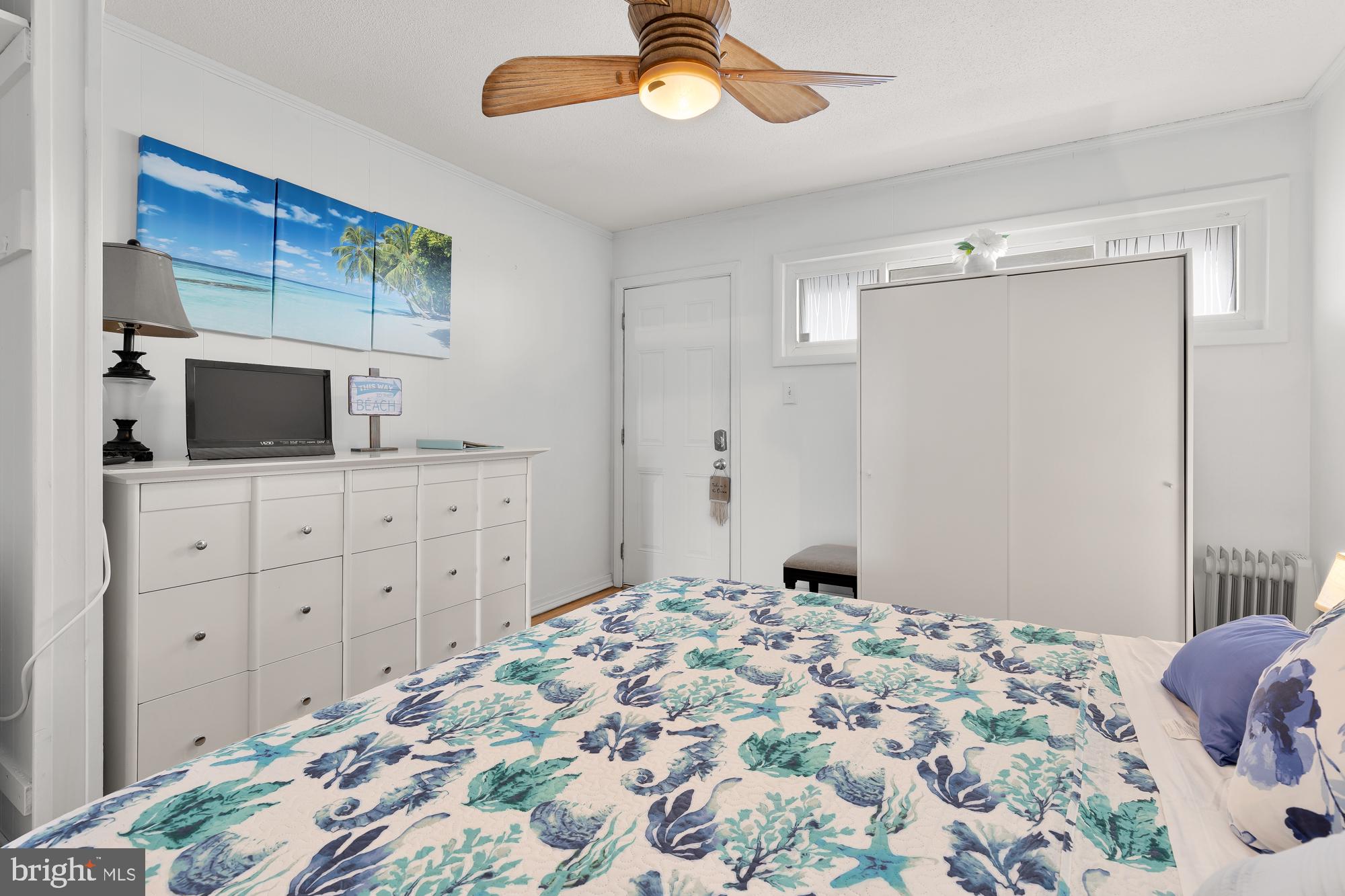 BAY SHORES - Residential