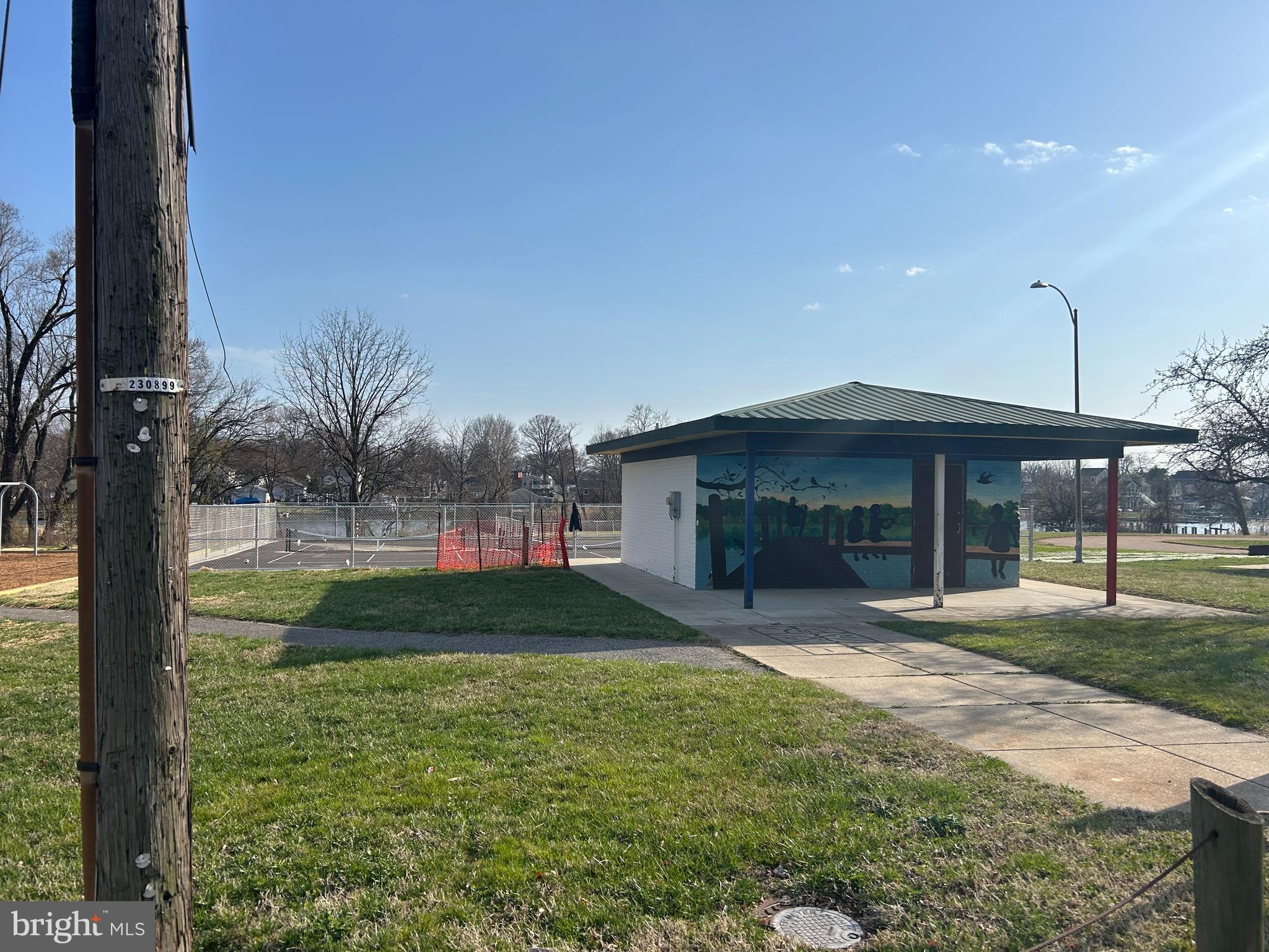 NORTH POINT VILLAGE - Residential