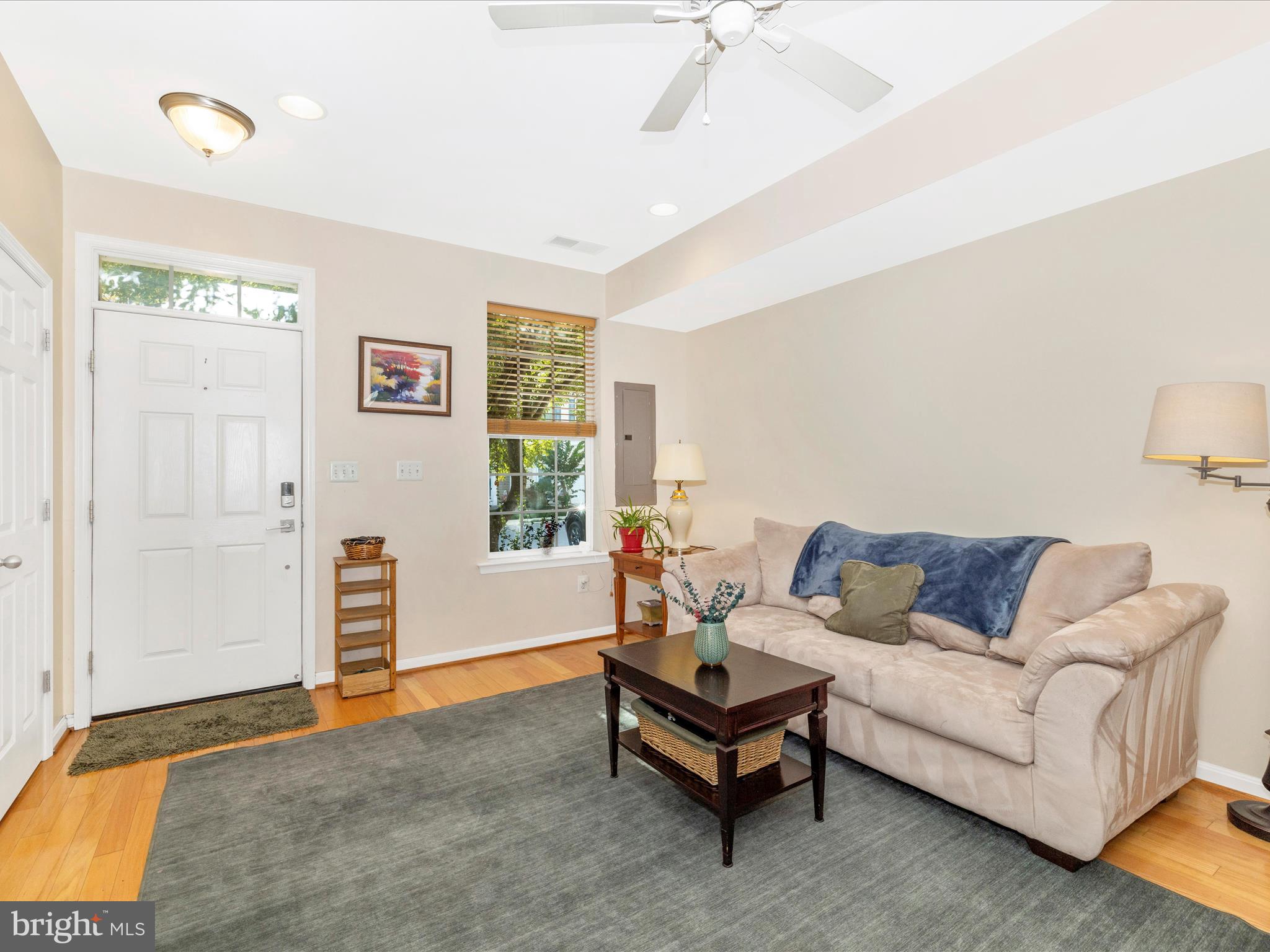 BALLENGER CREEK CENTER POND - Residential