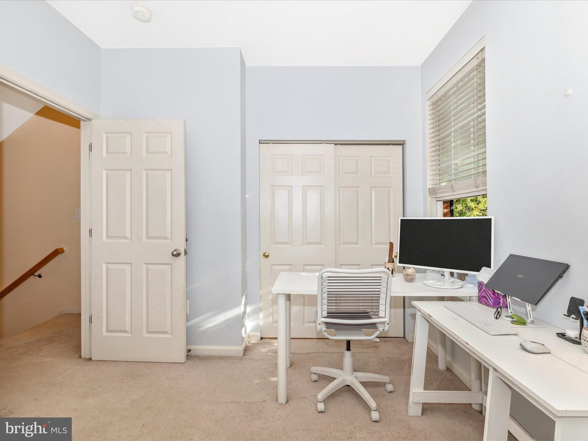 BALLENGER CREEK CENTER POND - Residential