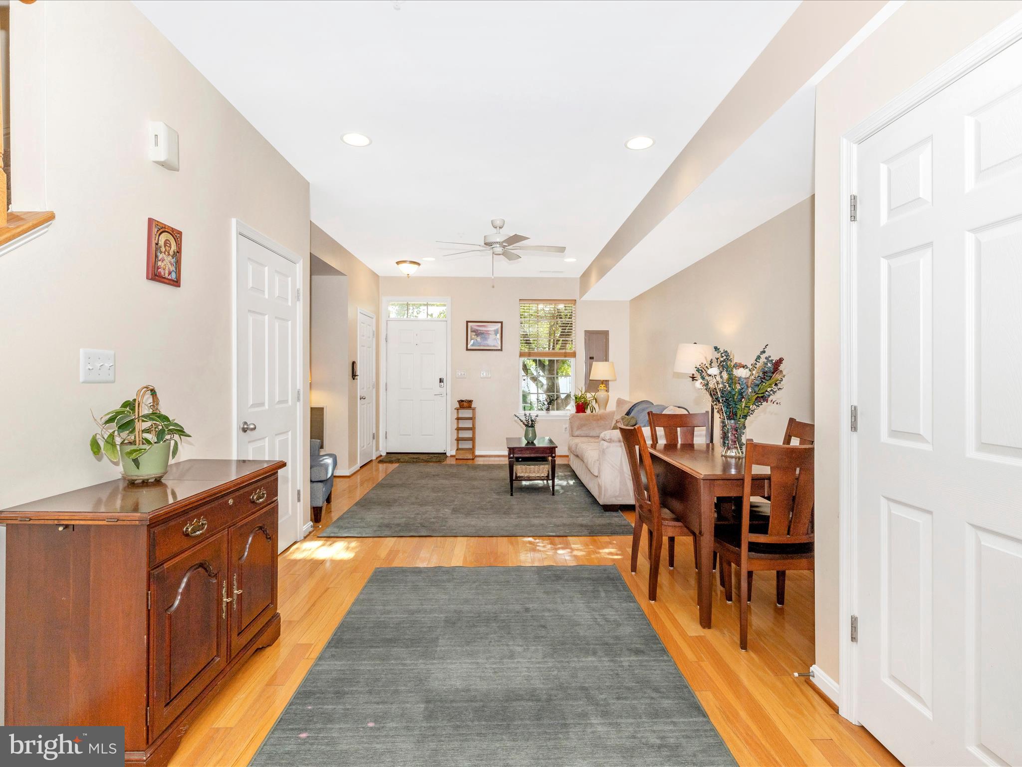 BALLENGER CREEK CENTER POND - Residential