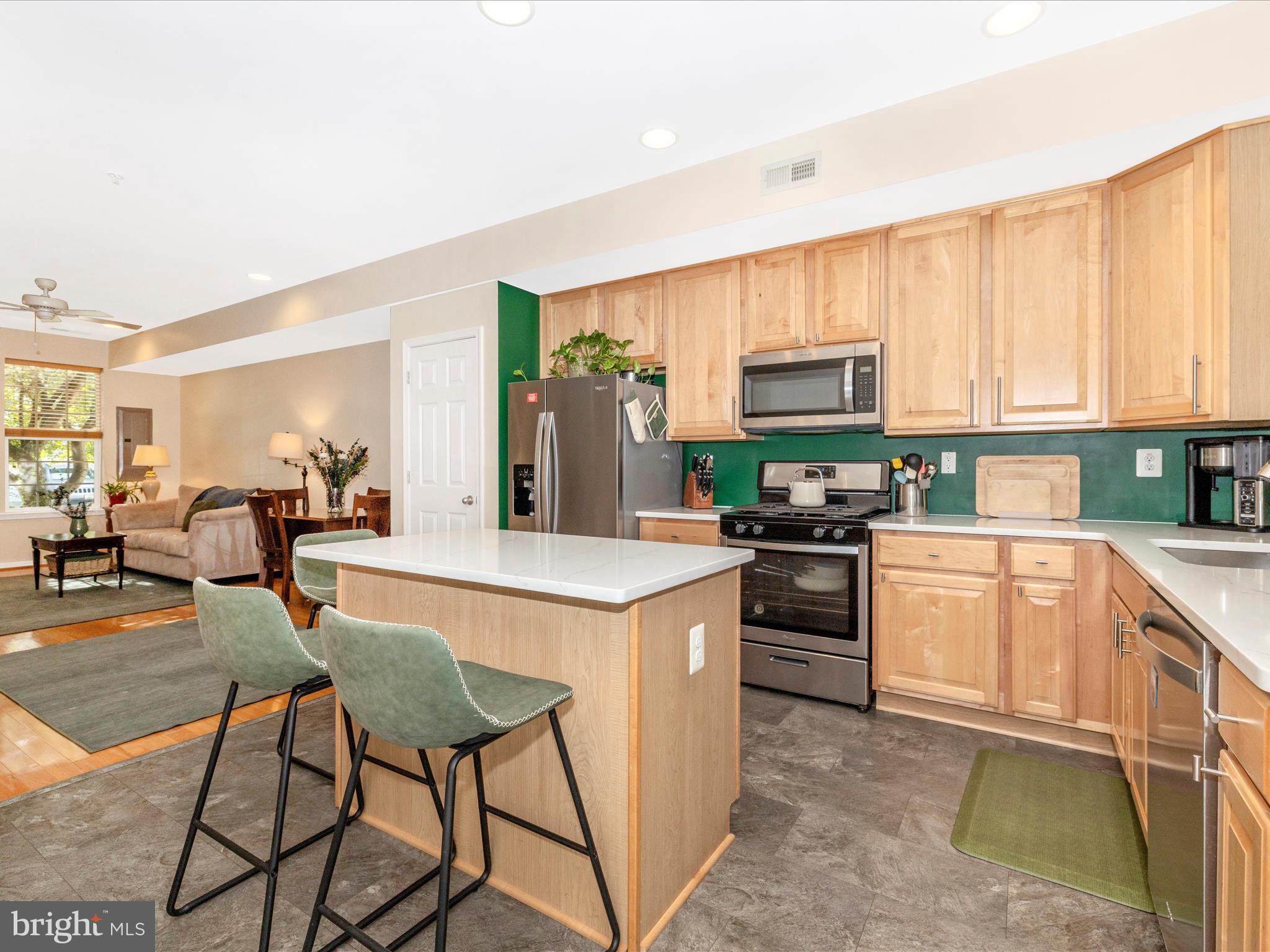 BALLENGER CREEK CENTER POND - Residential