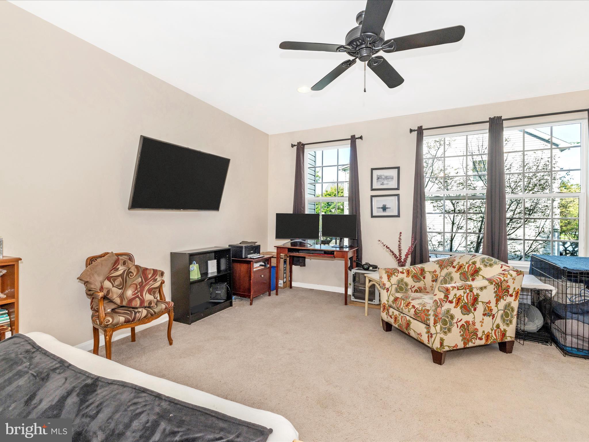 BALLENGER CREEK CENTER POND - Residential