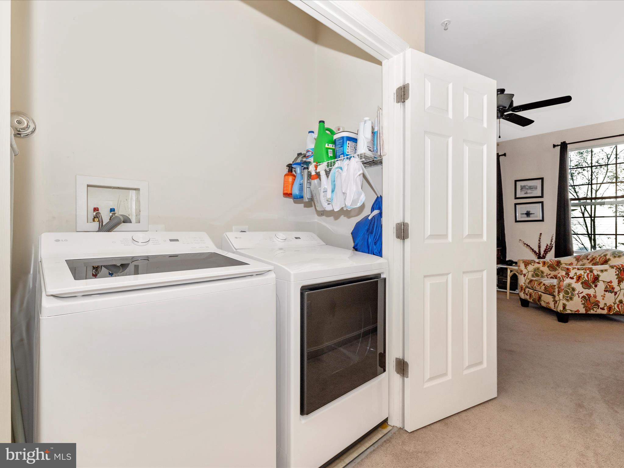 BALLENGER CREEK CENTER POND - Residential