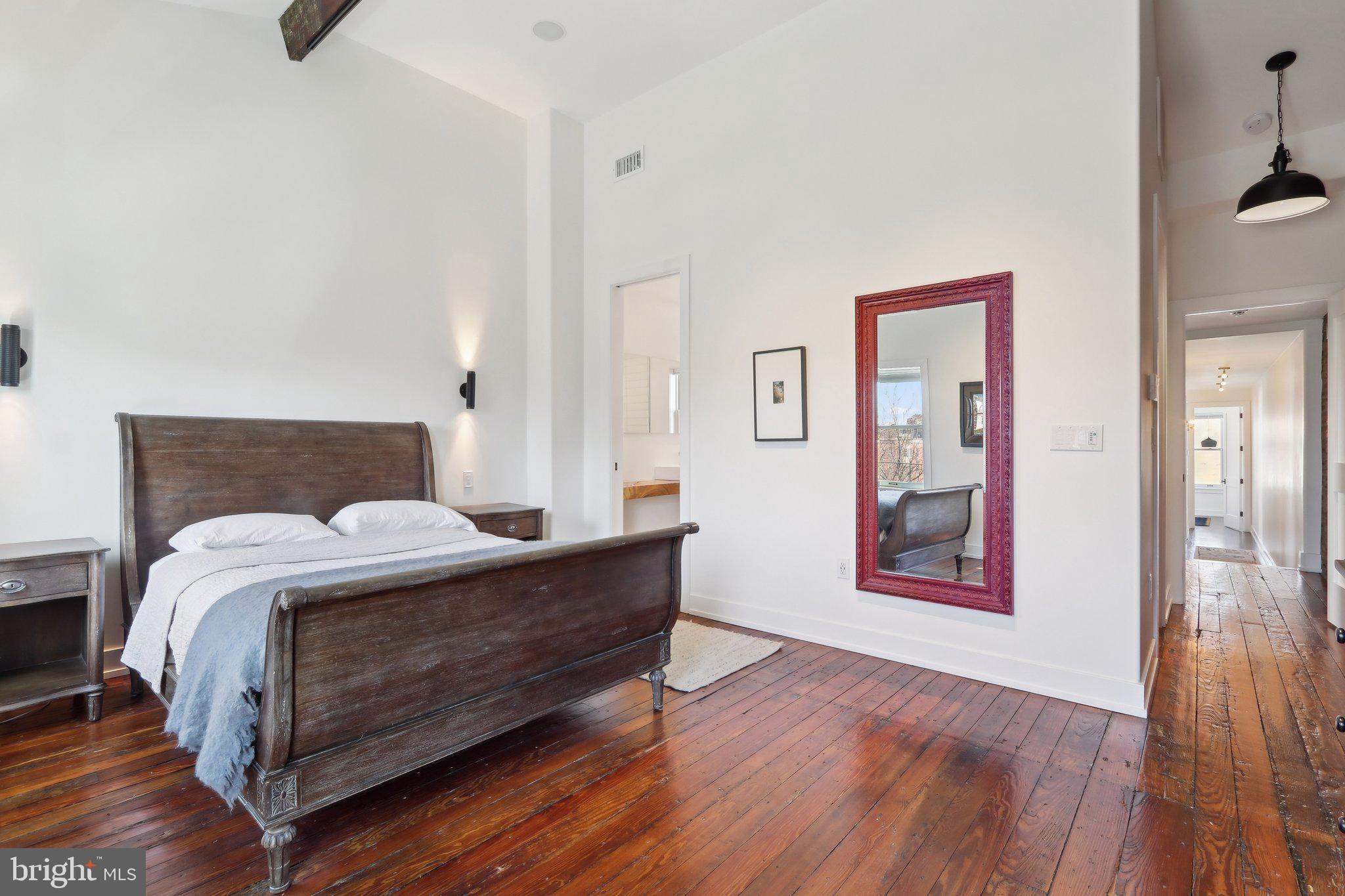 HAWTHORNE - Residential Income