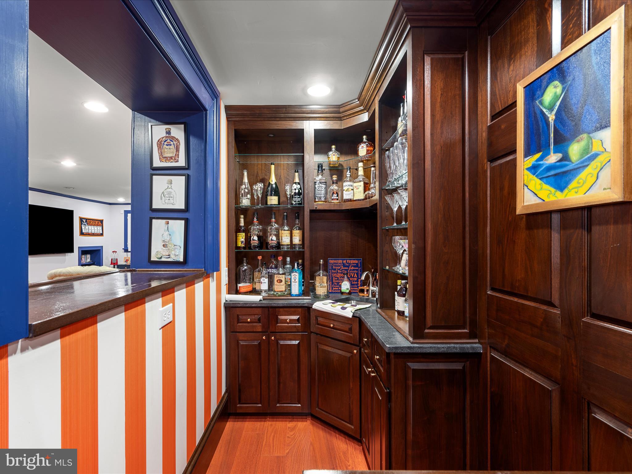 HISTORIC DISTRICT - Residential