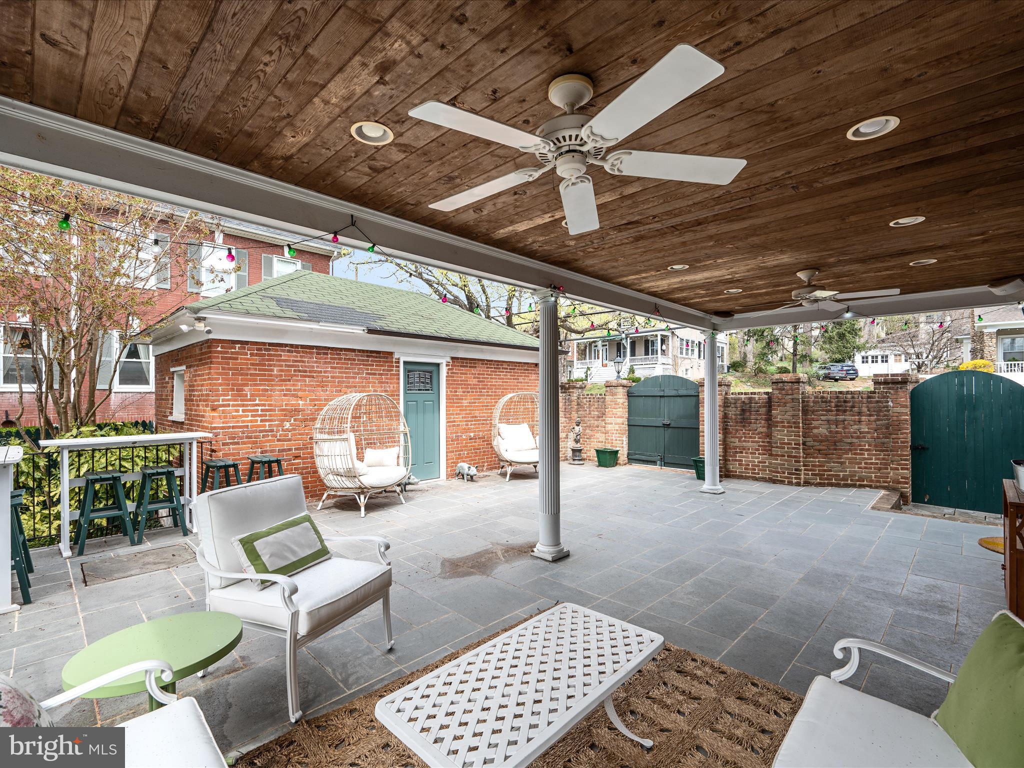 HISTORIC DISTRICT - Residential