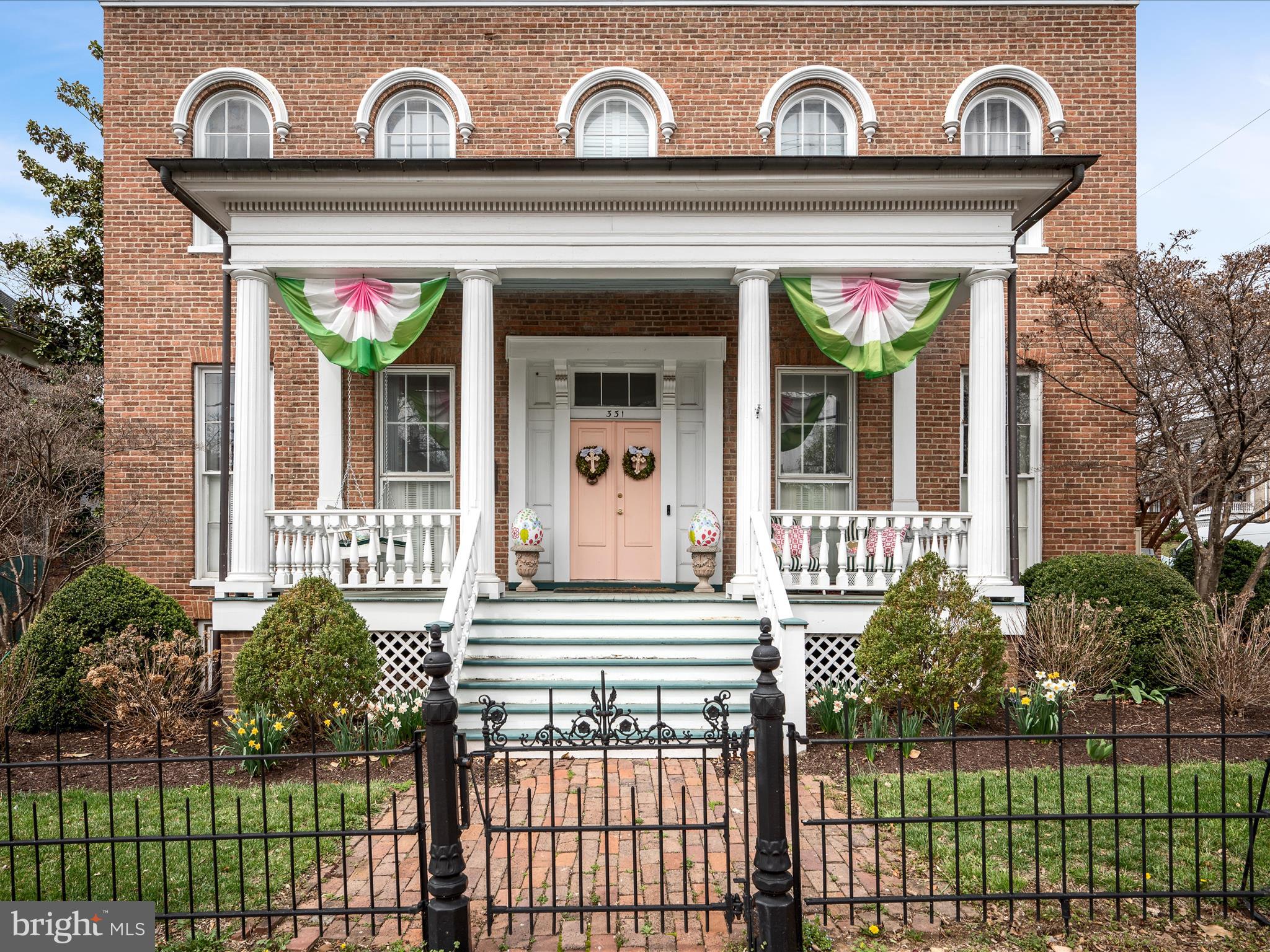 HISTORIC DISTRICT - Residential