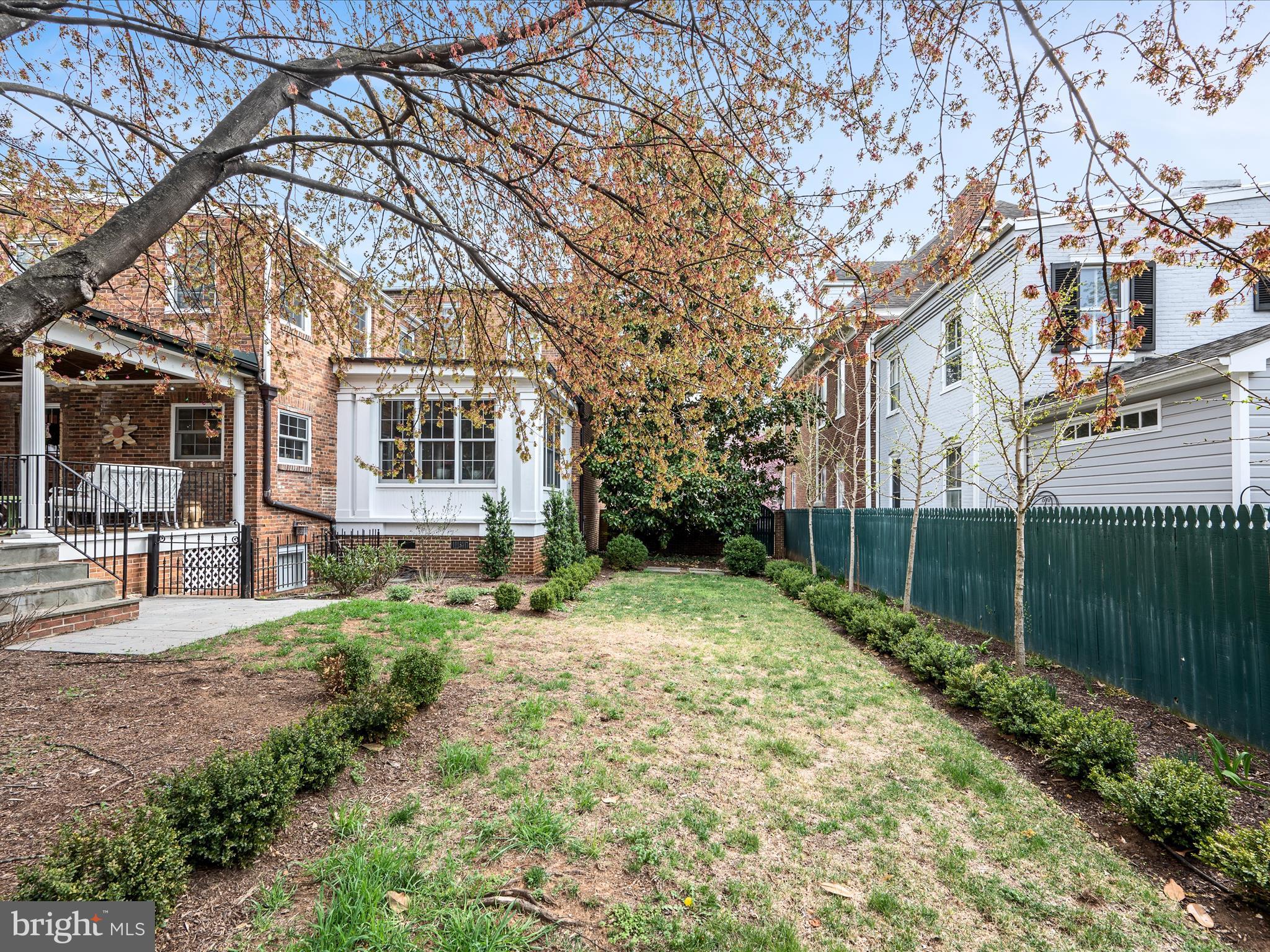 HISTORIC DISTRICT - Residential