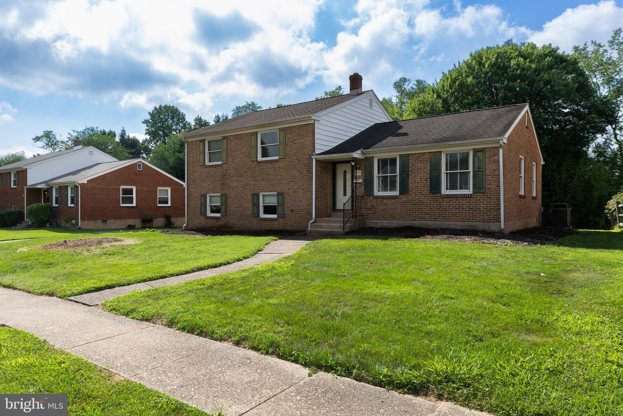 WINDY HILLS - Residential Lease