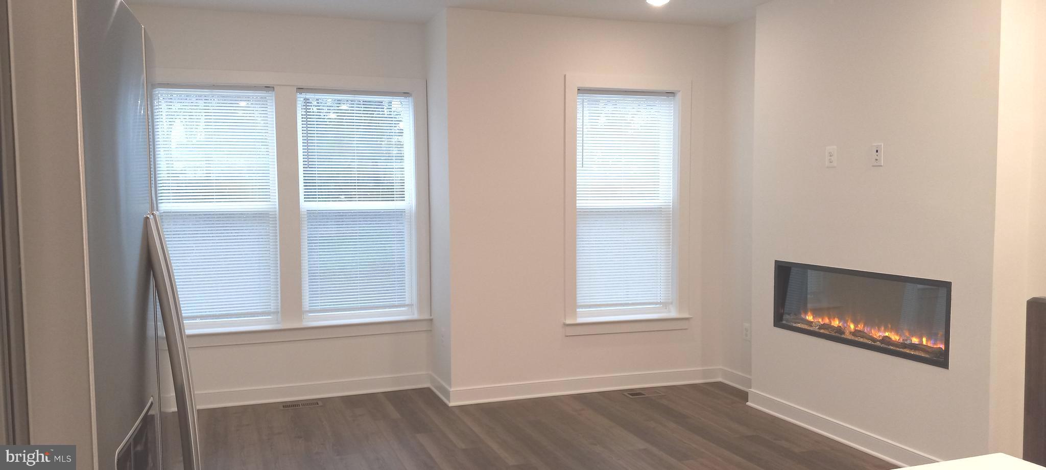 FARMSTEAD DISTRICT - Residential Lease