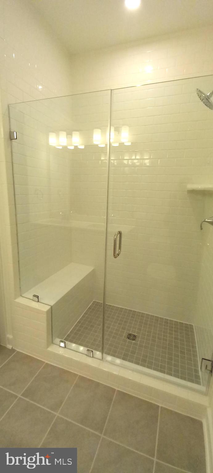 FARMSTEAD DISTRICT - Residential Lease