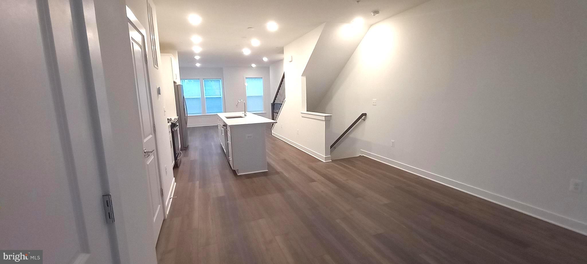 FARMSTEAD DISTRICT - Residential Lease