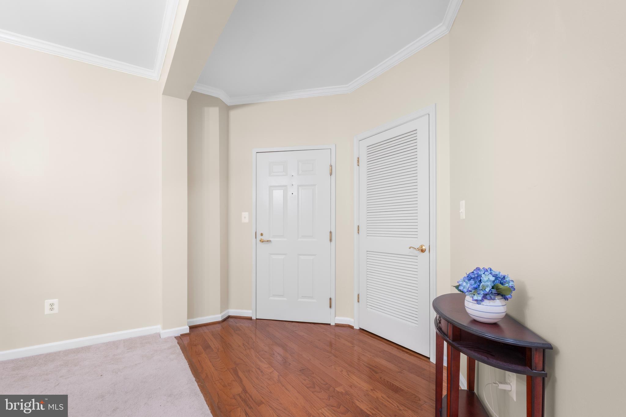 300 HIGH GABLES DRIVE 305