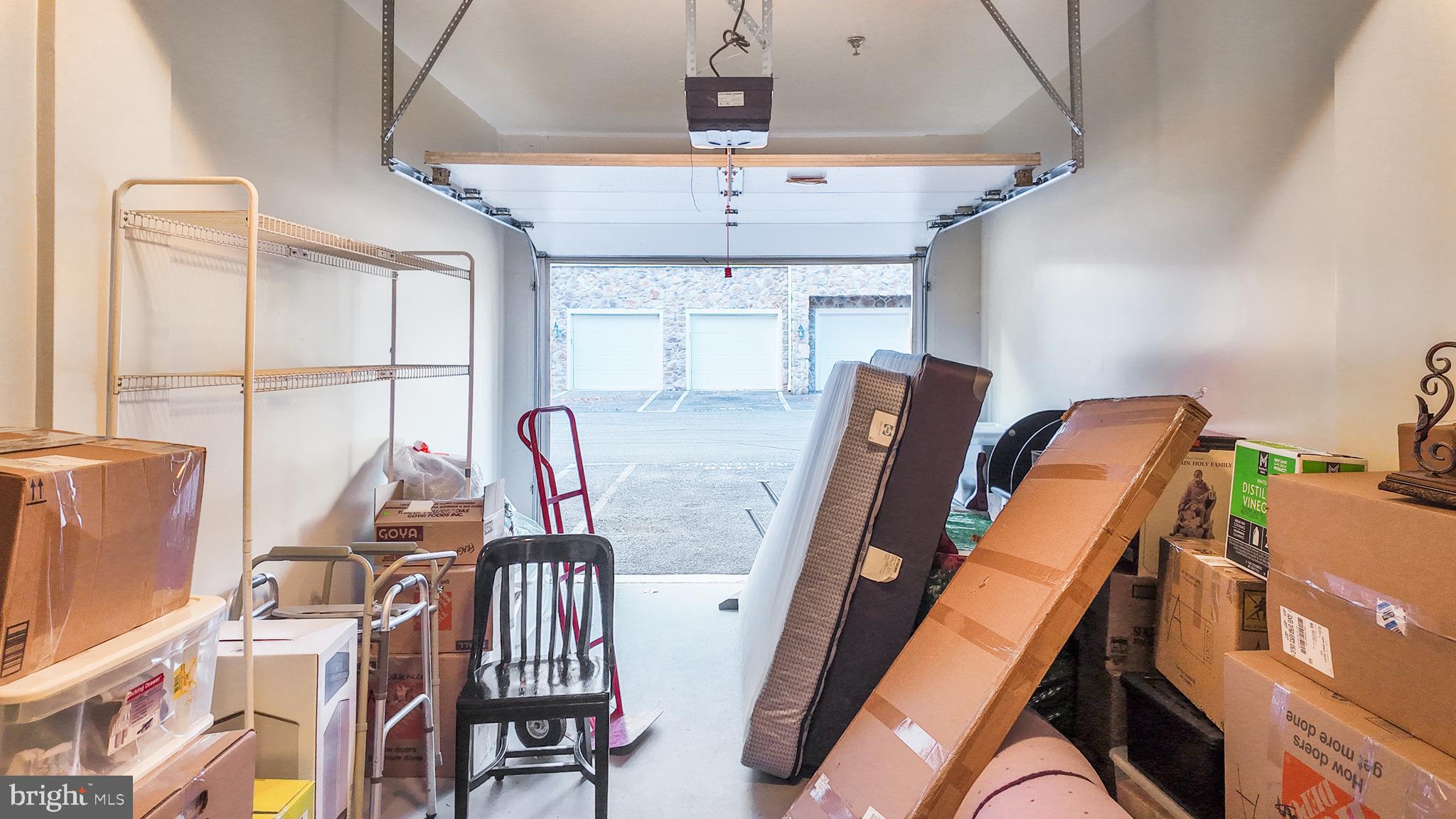 LAKELAND RIDGE - Residential