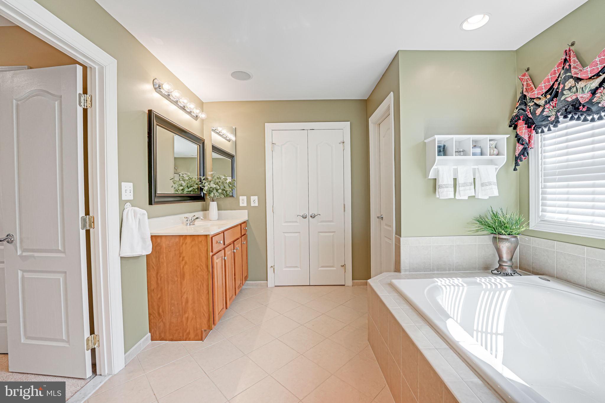 LENAH RUN - Residential