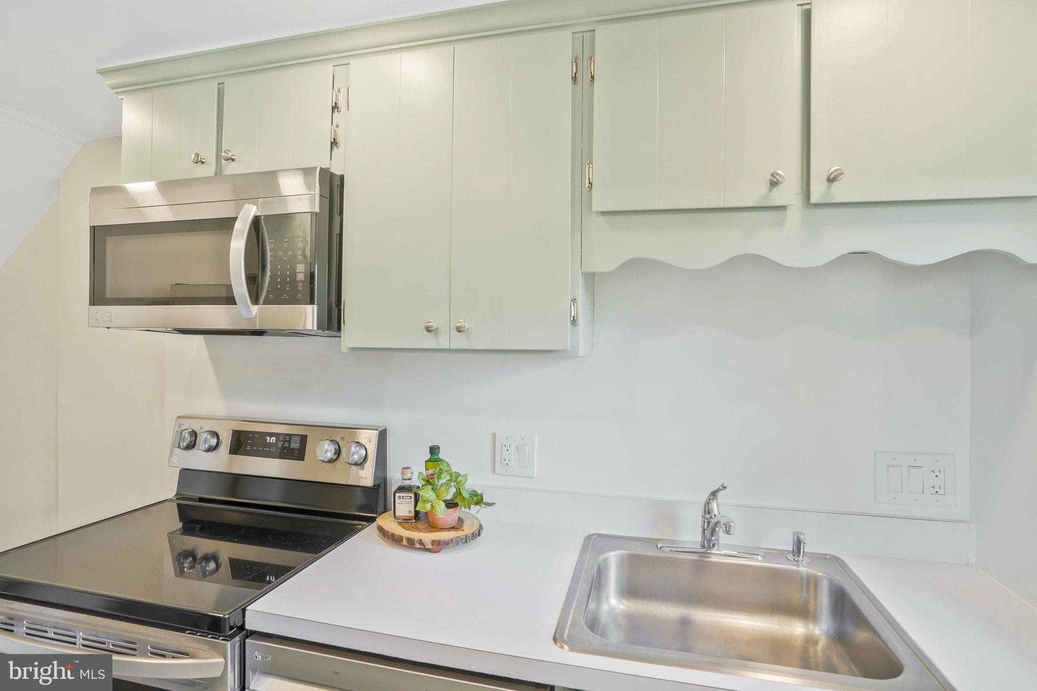 FAIRLINGTON VILLAGES - Residential