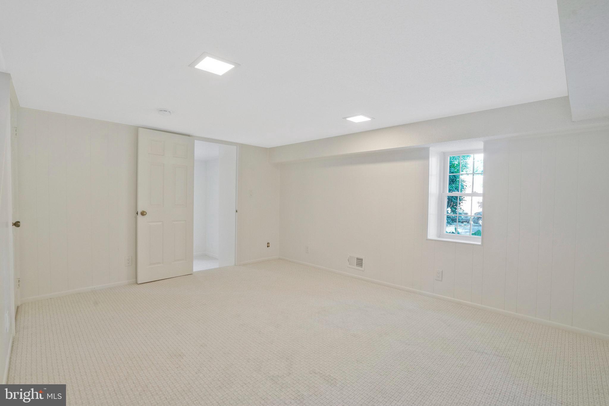 FAIRLINGTON VILLAGES - Residential