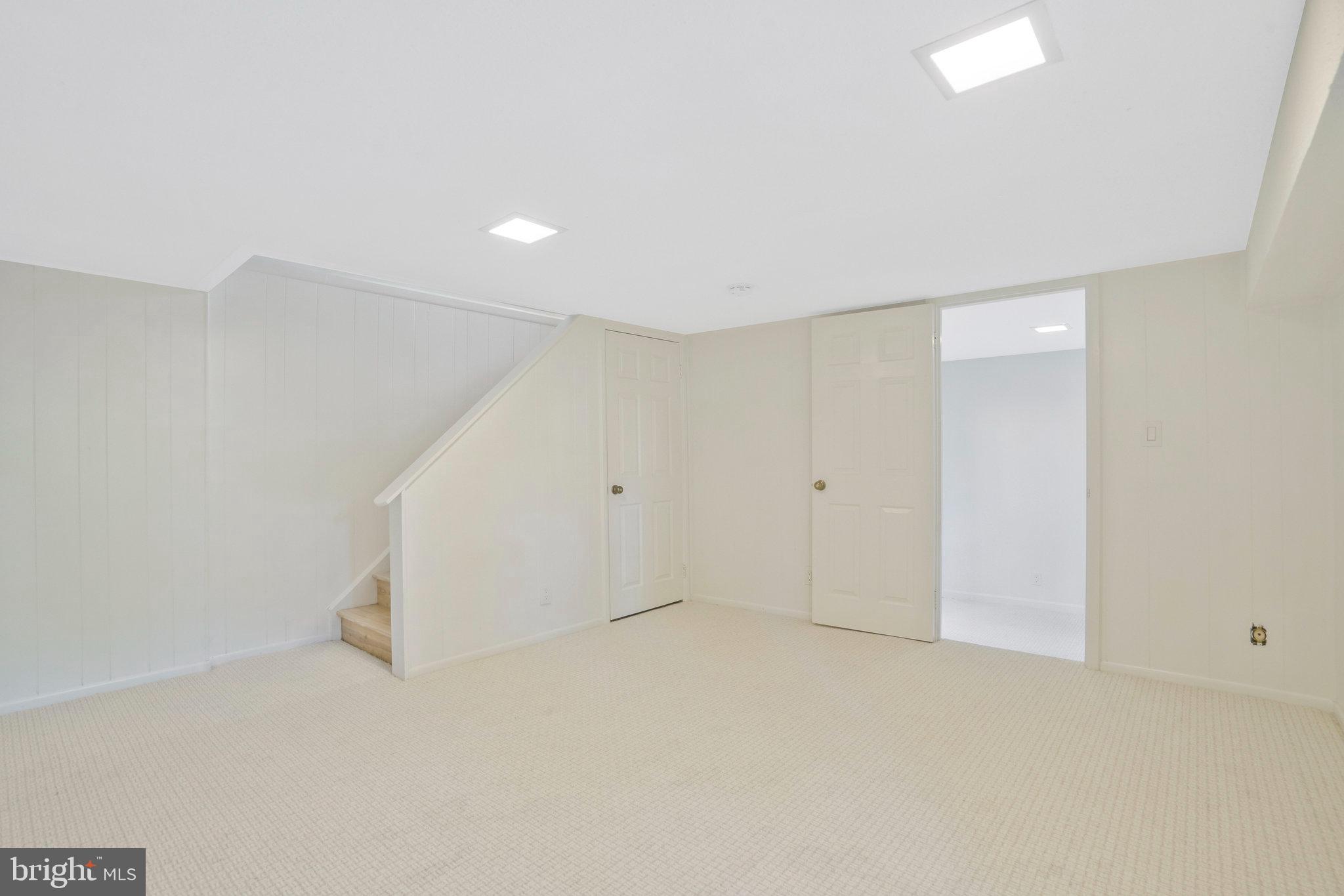 FAIRLINGTON VILLAGES - Residential