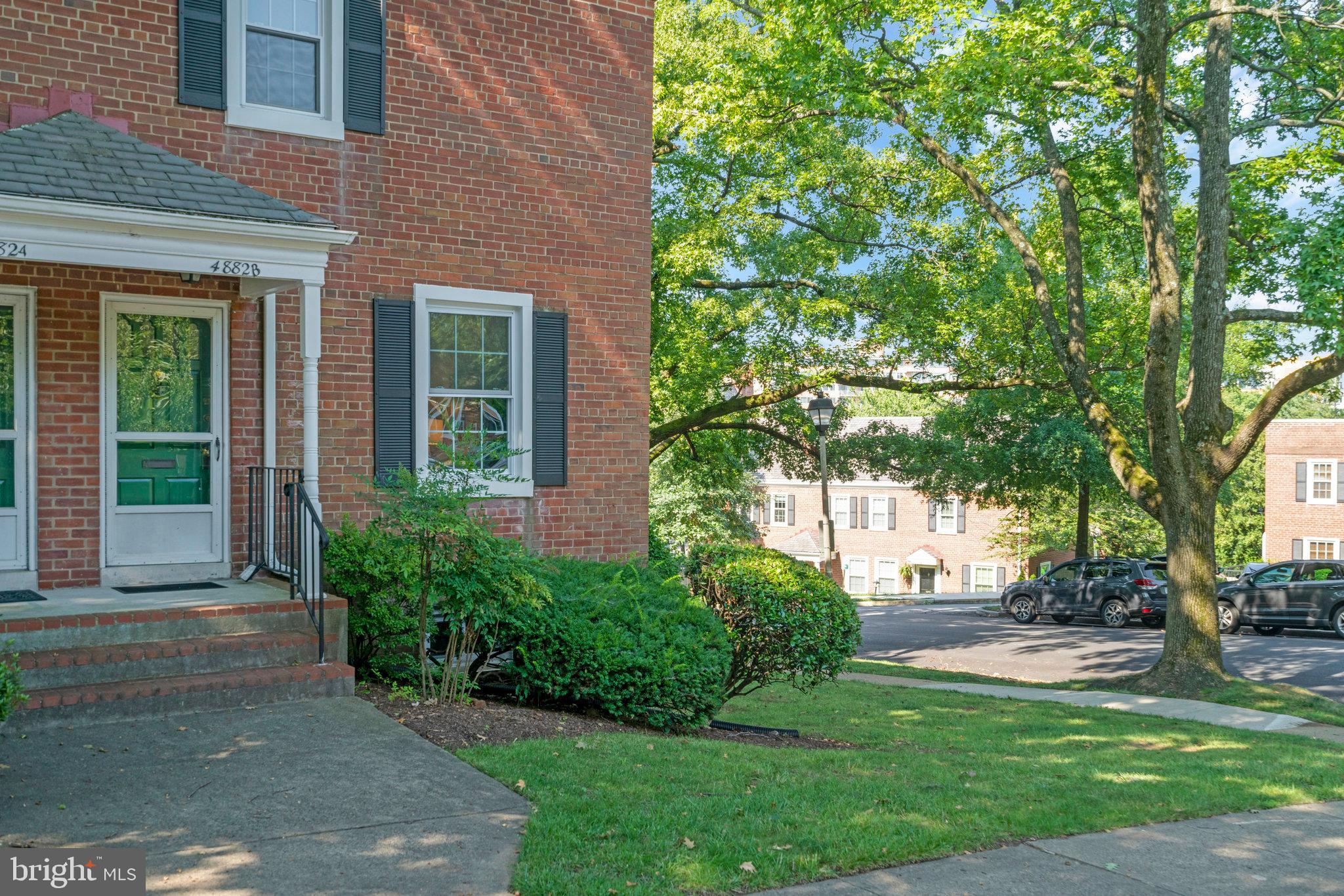 FAIRLINGTON VILLAGES - Residential