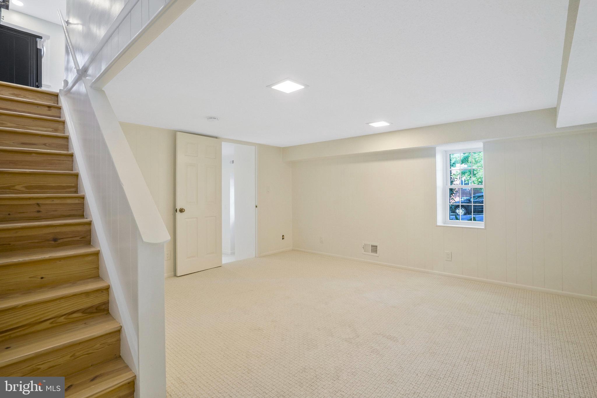 FAIRLINGTON VILLAGES - Residential