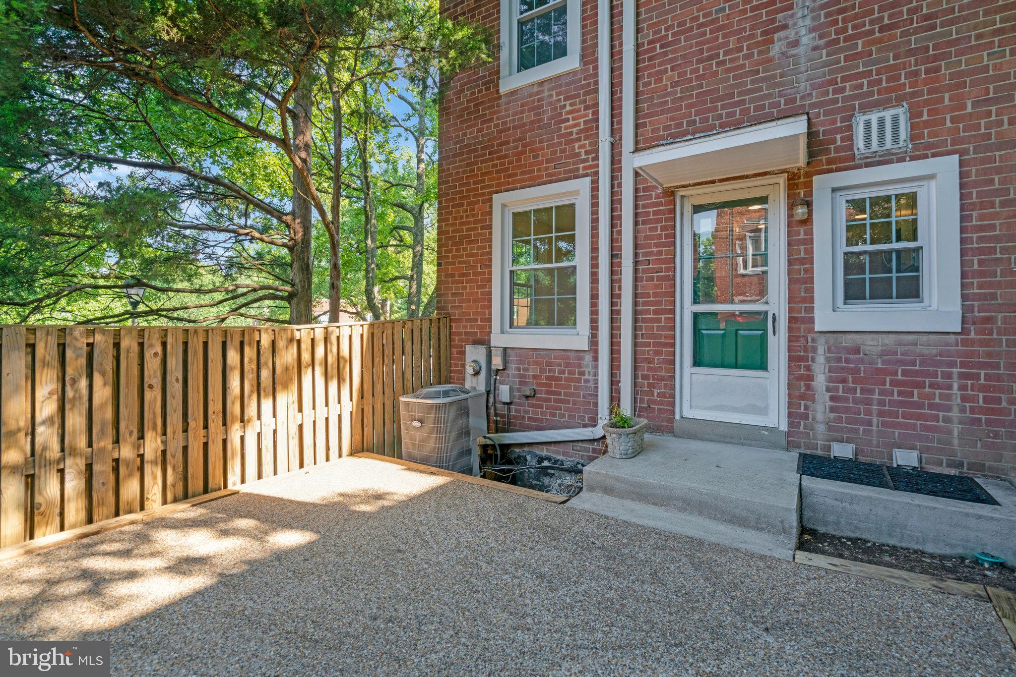 FAIRLINGTON VILLAGES - Residential