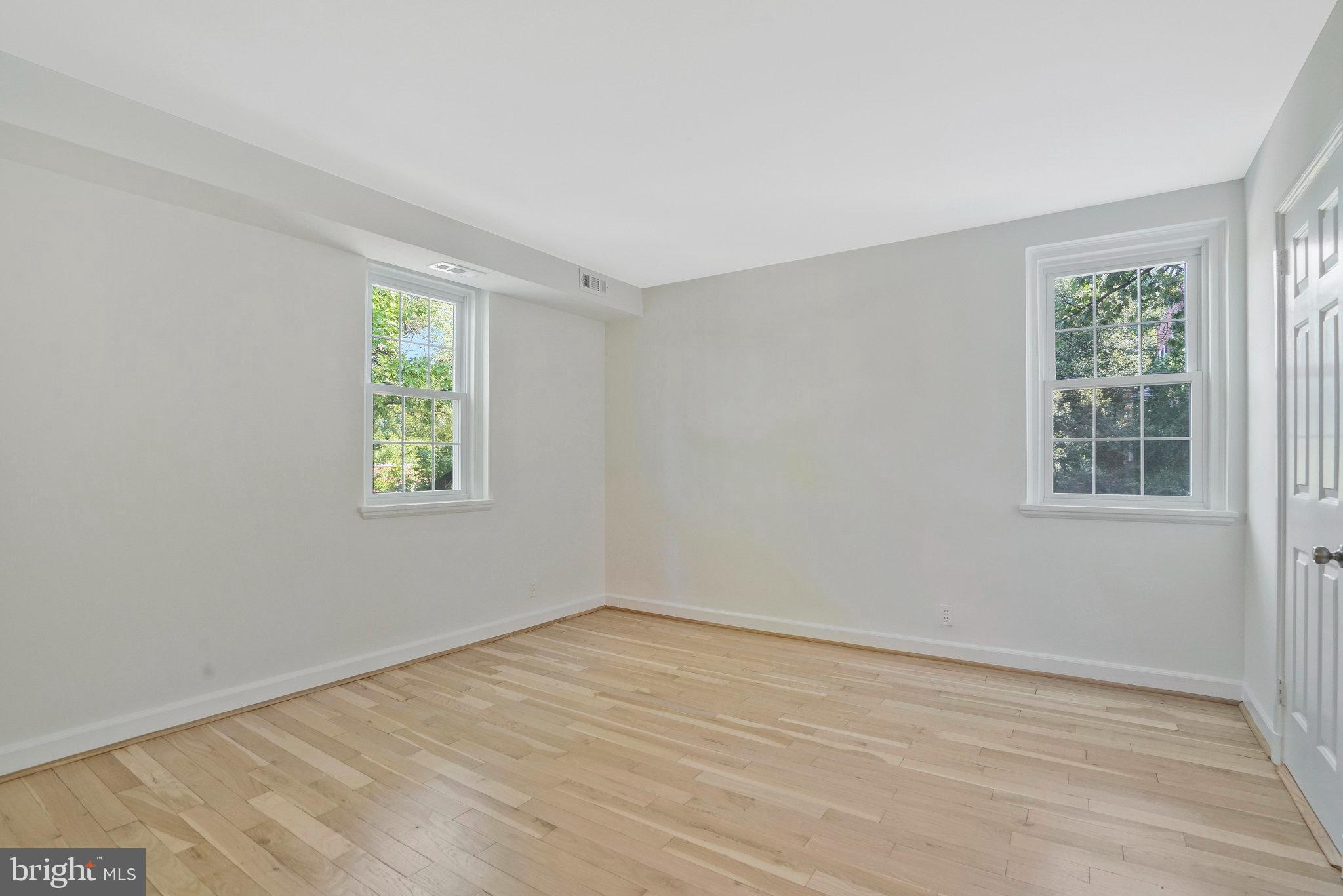 FAIRLINGTON VILLAGES - Residential