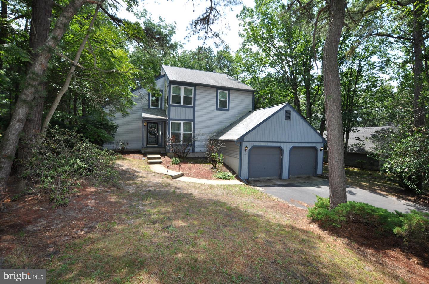 32 TENBY CHASE DRIVE