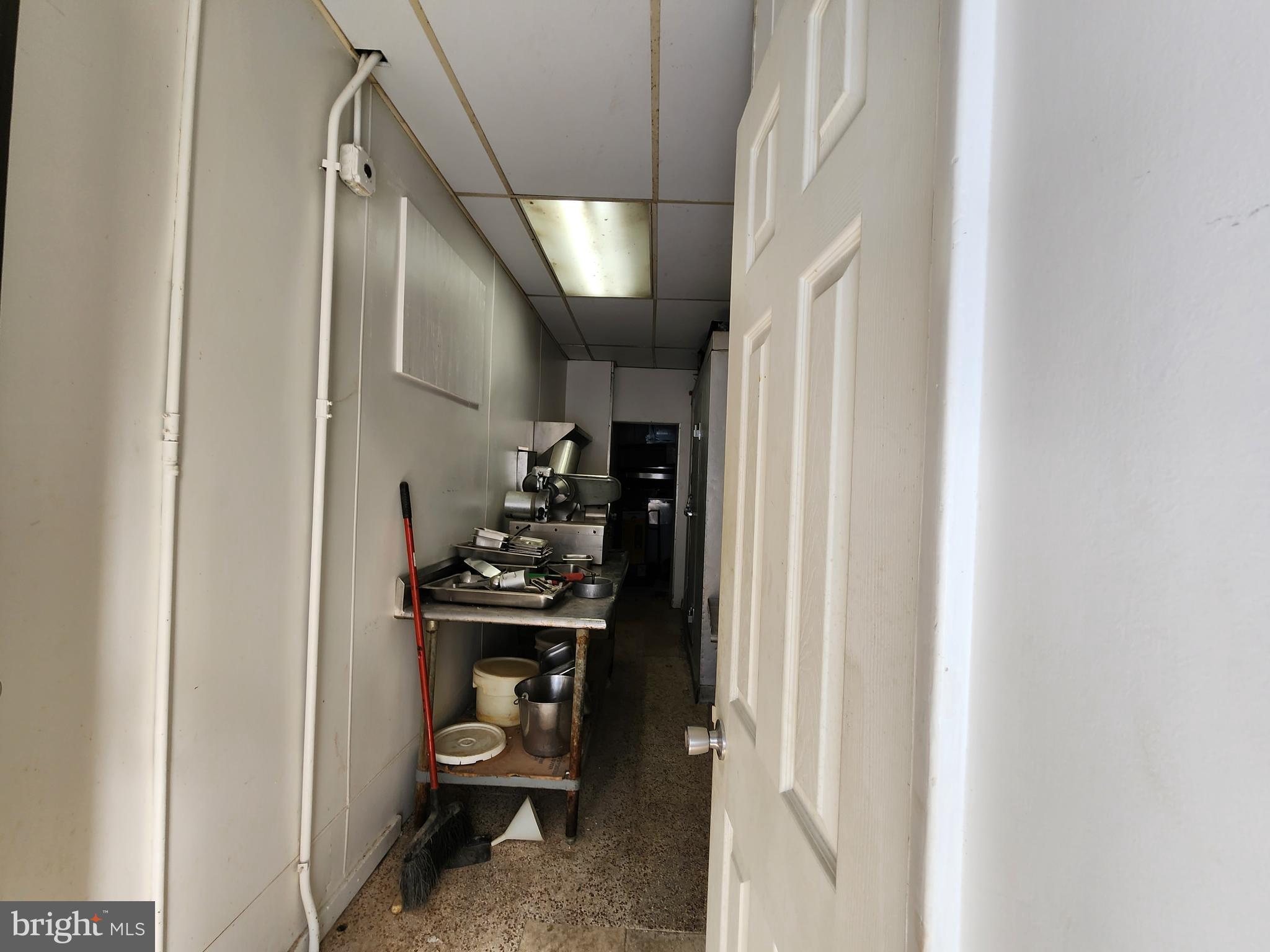 CARE - Commercial Sale