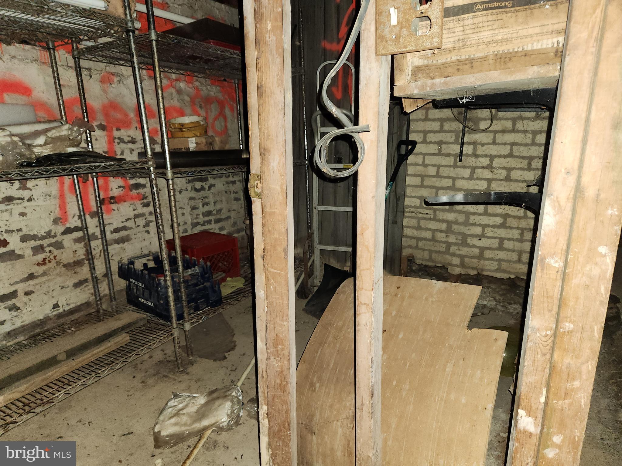 CARE - Commercial Sale