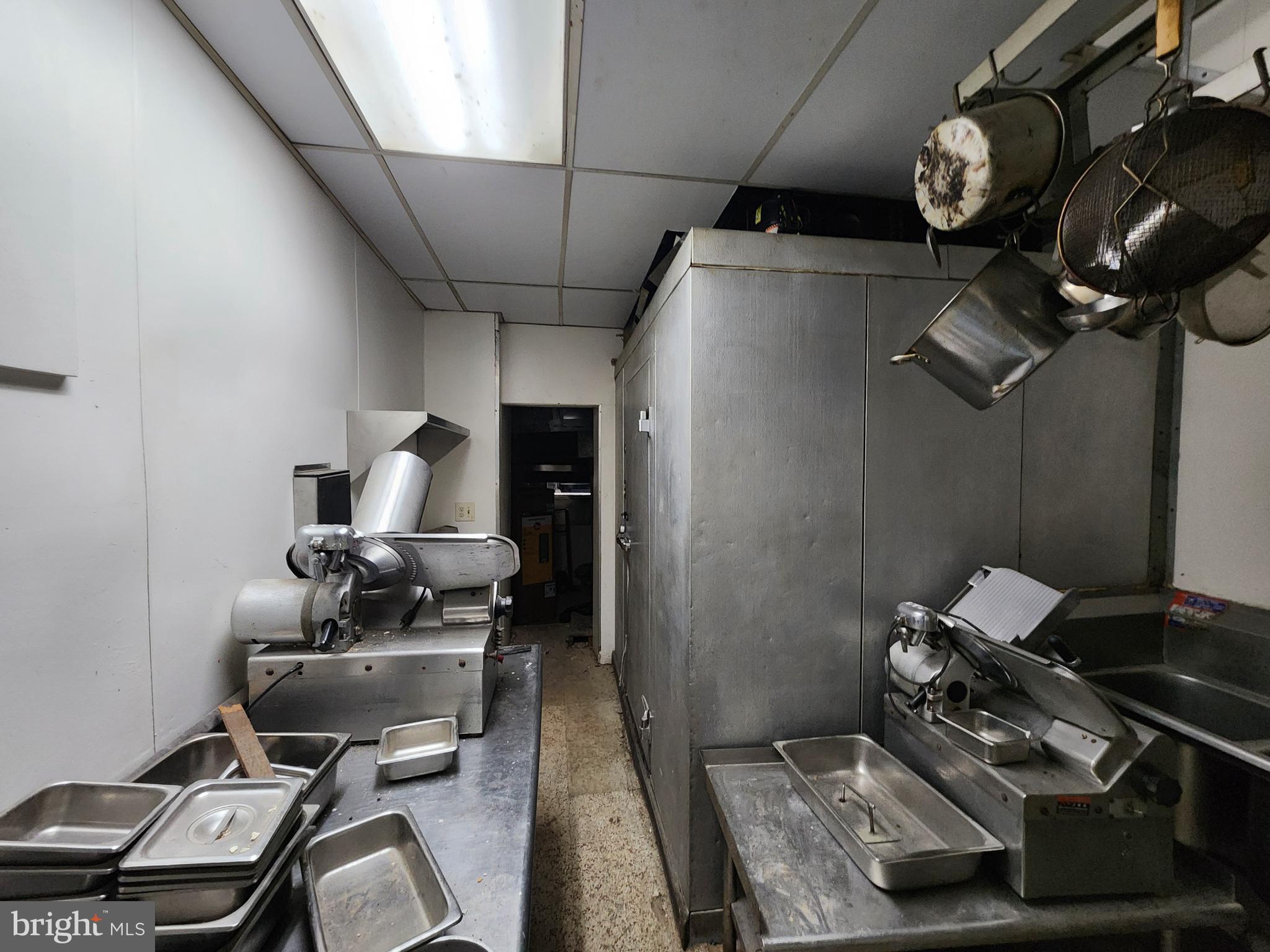 CARE - Commercial Sale