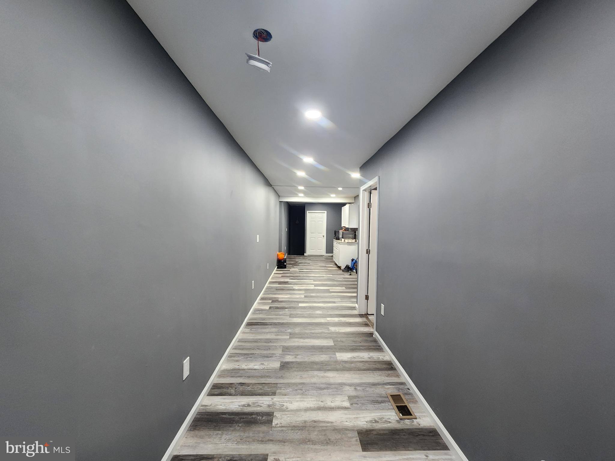 CARE - Commercial Sale