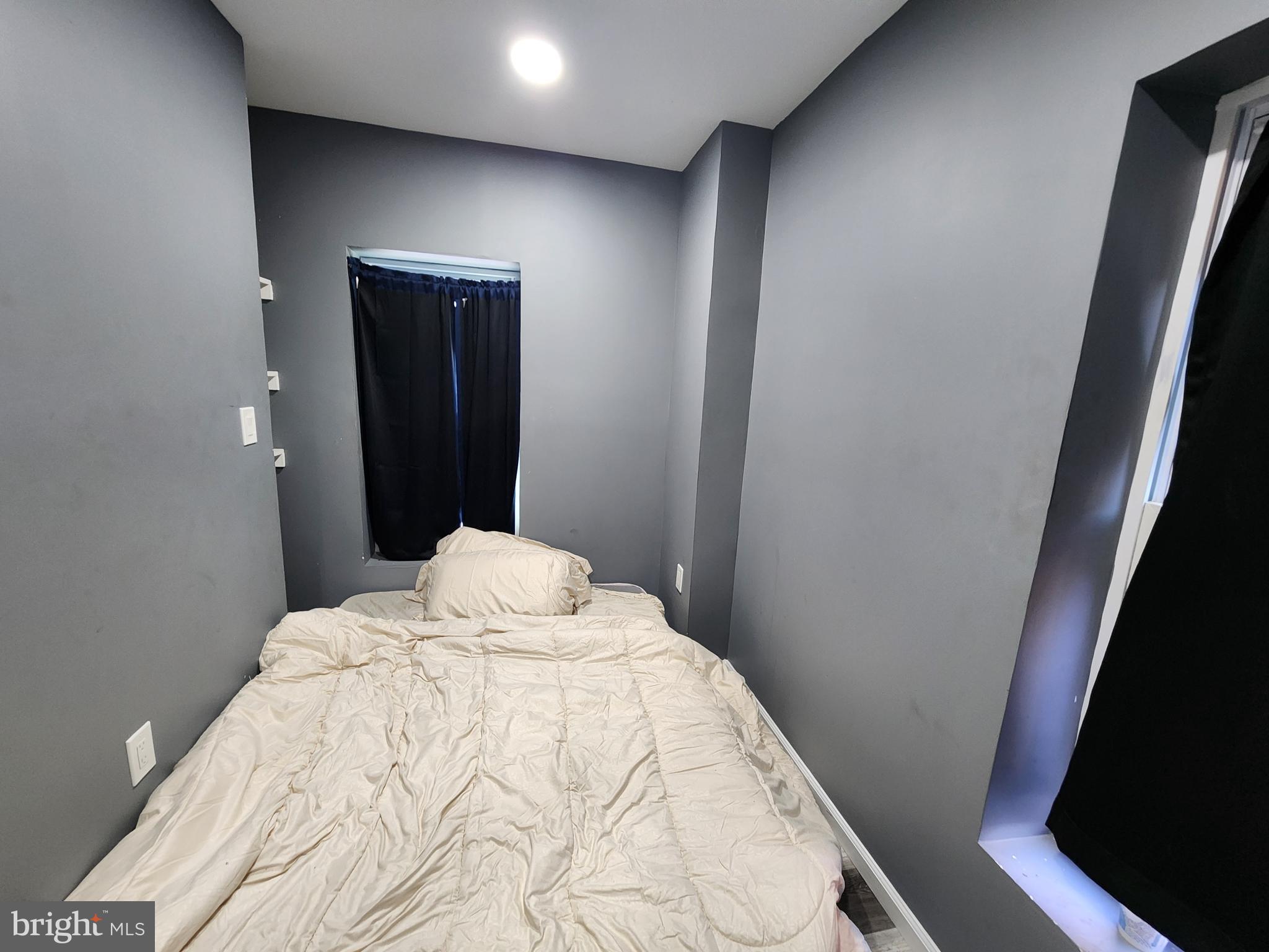 CARE - Commercial Sale