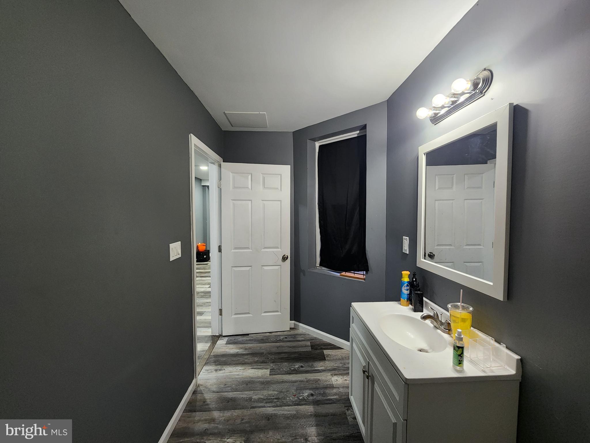 CARE - Commercial Sale