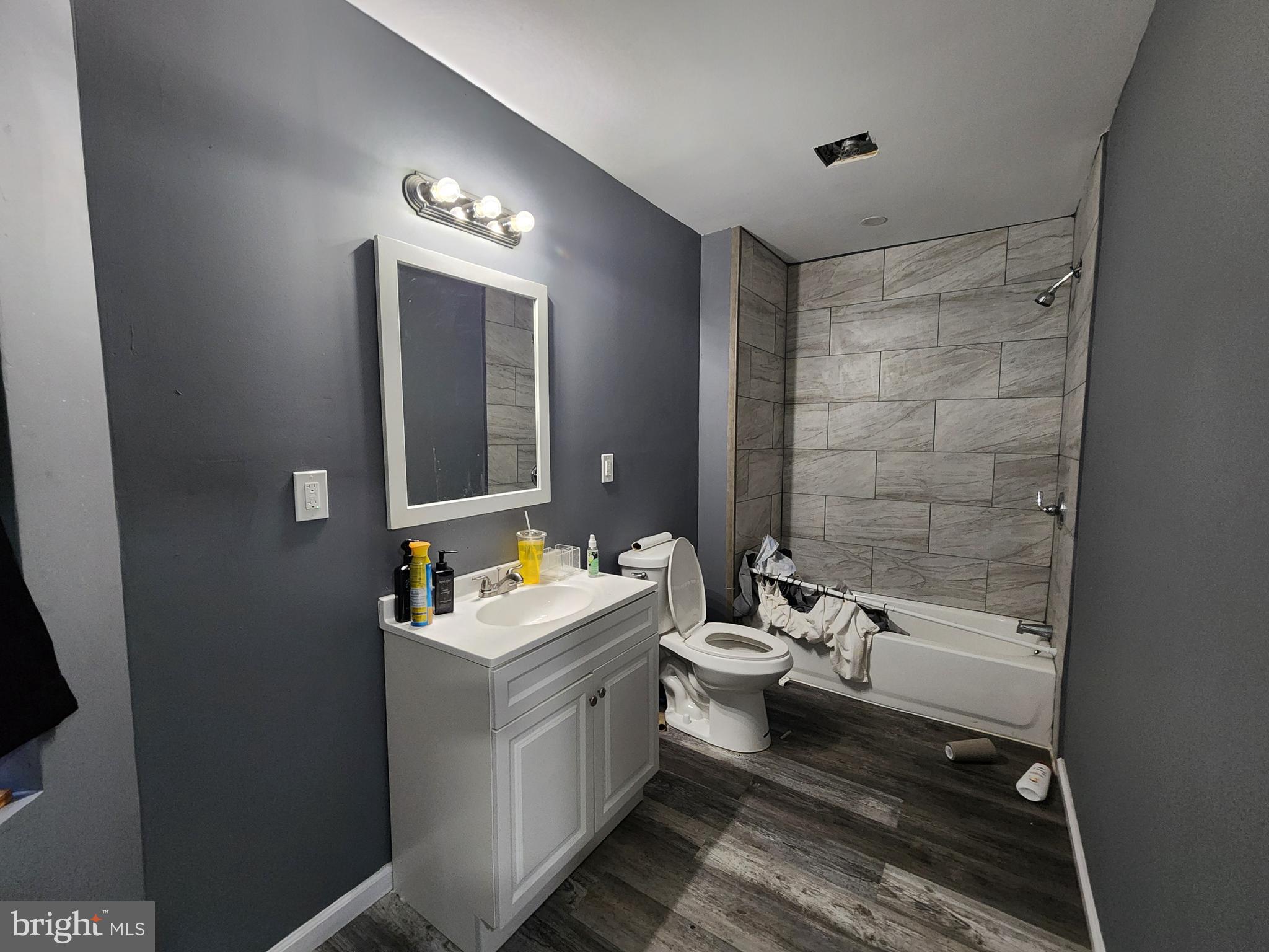 CARE - Commercial Sale