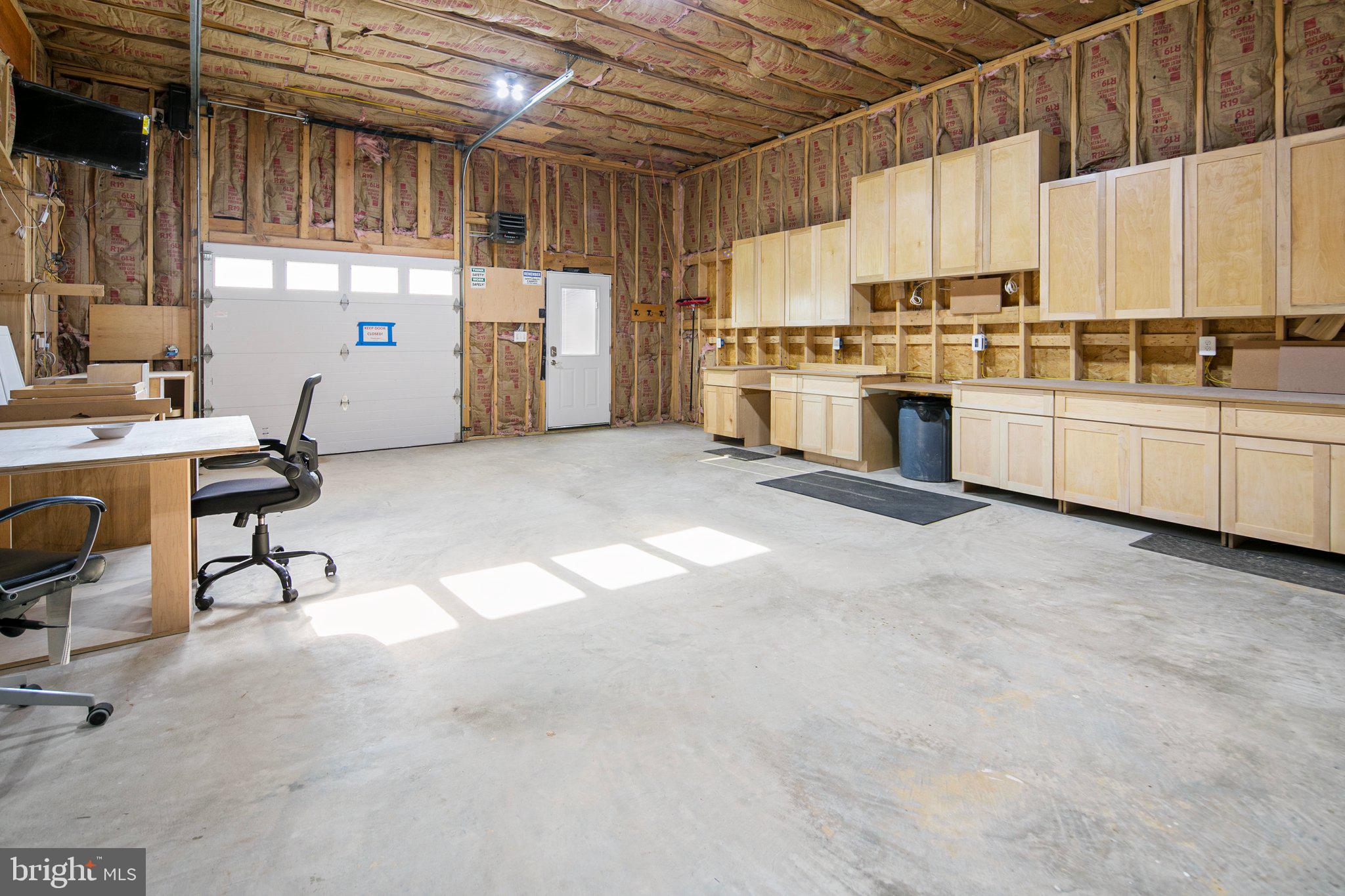 COLESVILLE OUTSIDE - Residential