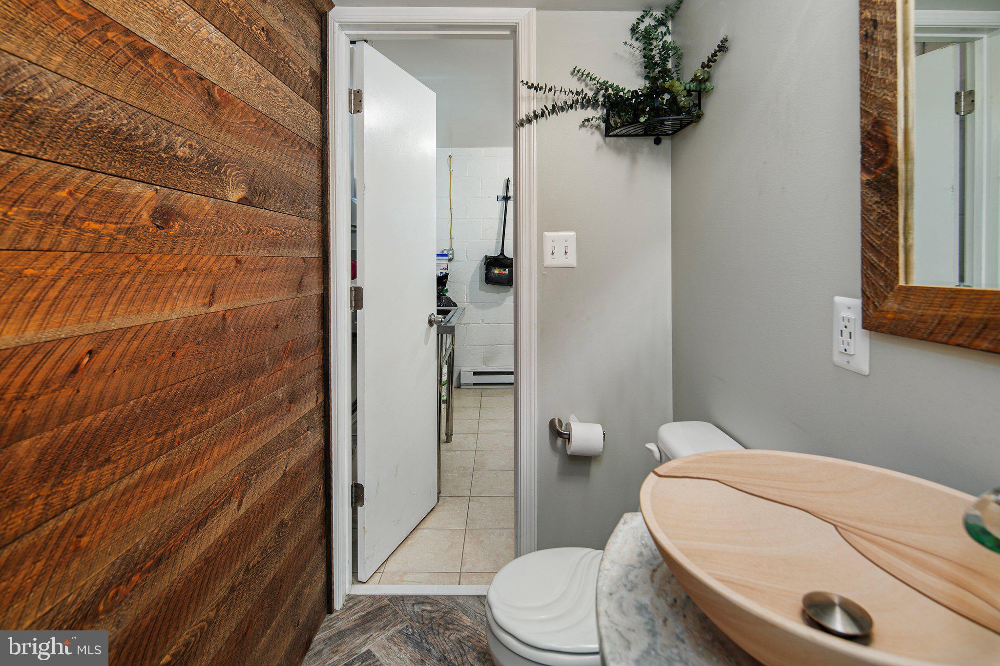 COLESVILLE OUTSIDE - Residential